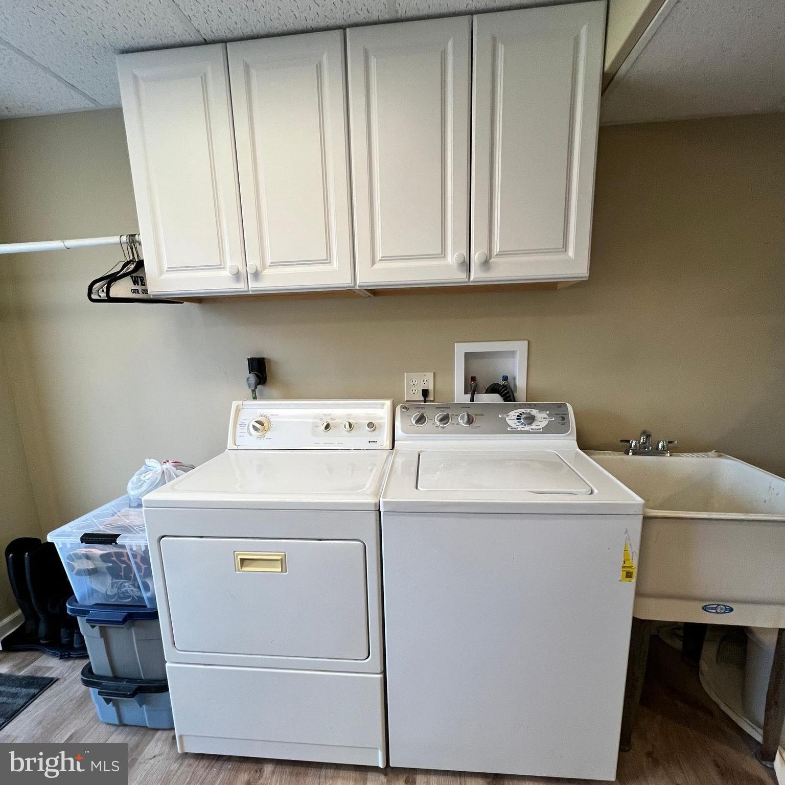 OLD FIELDS - Residential