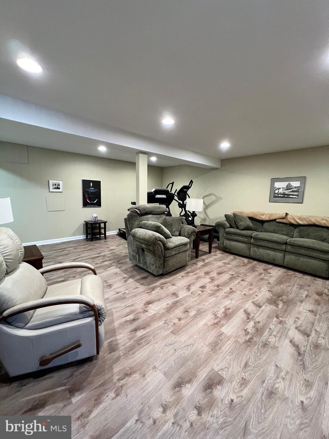 OLD FIELDS - Residential