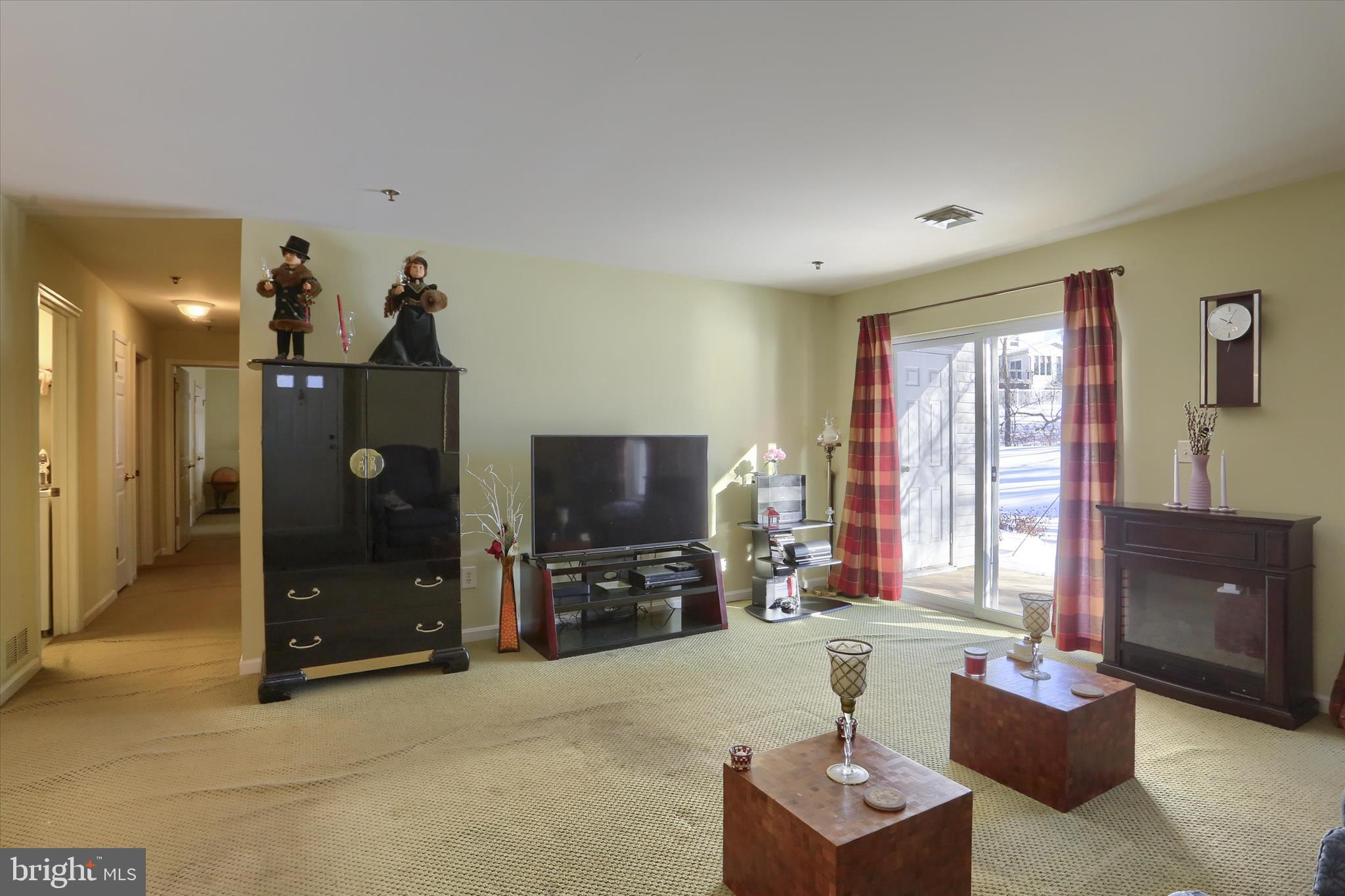 MEADOWRIDGE - Residential