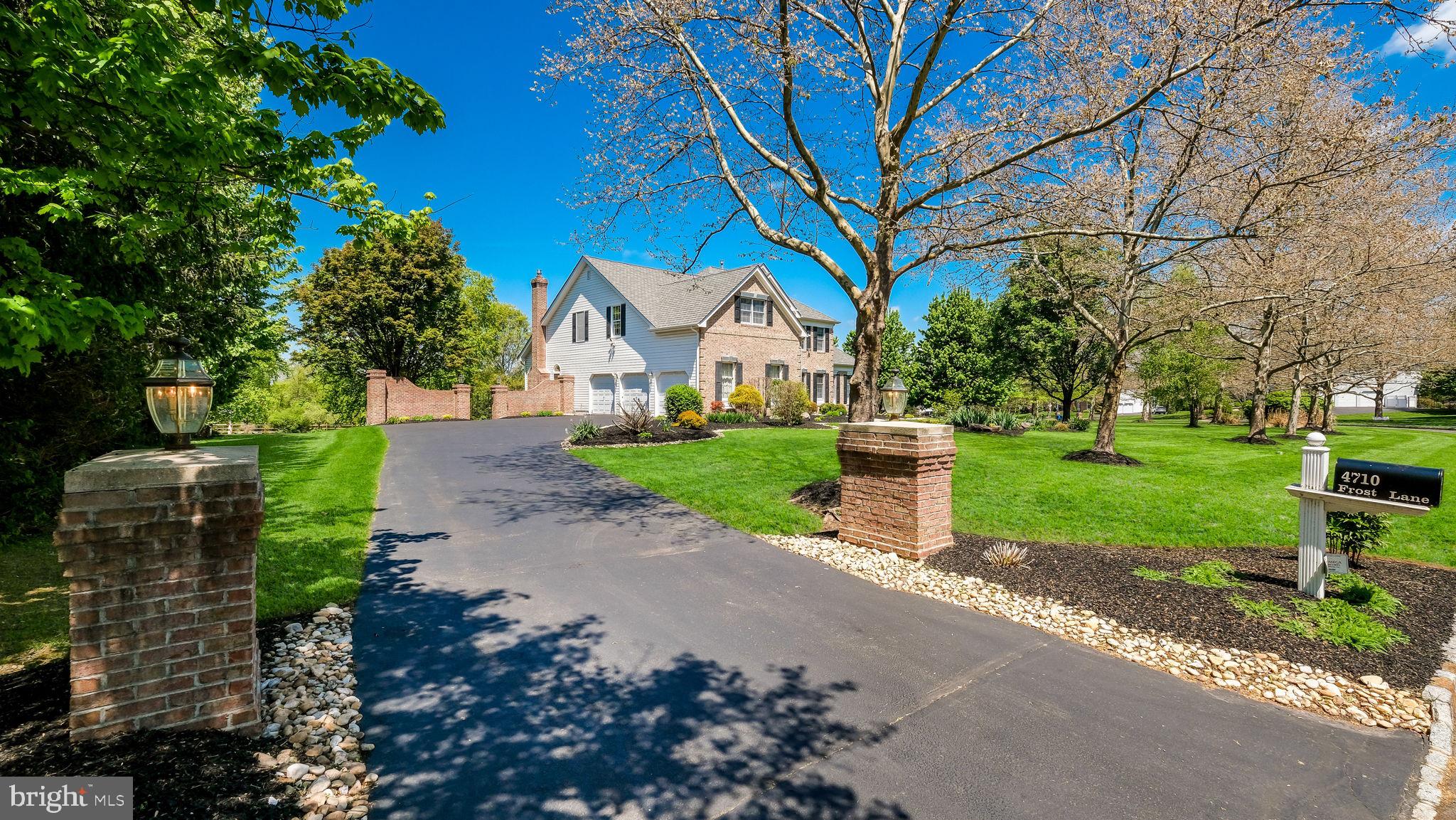 4710 FROST LANE