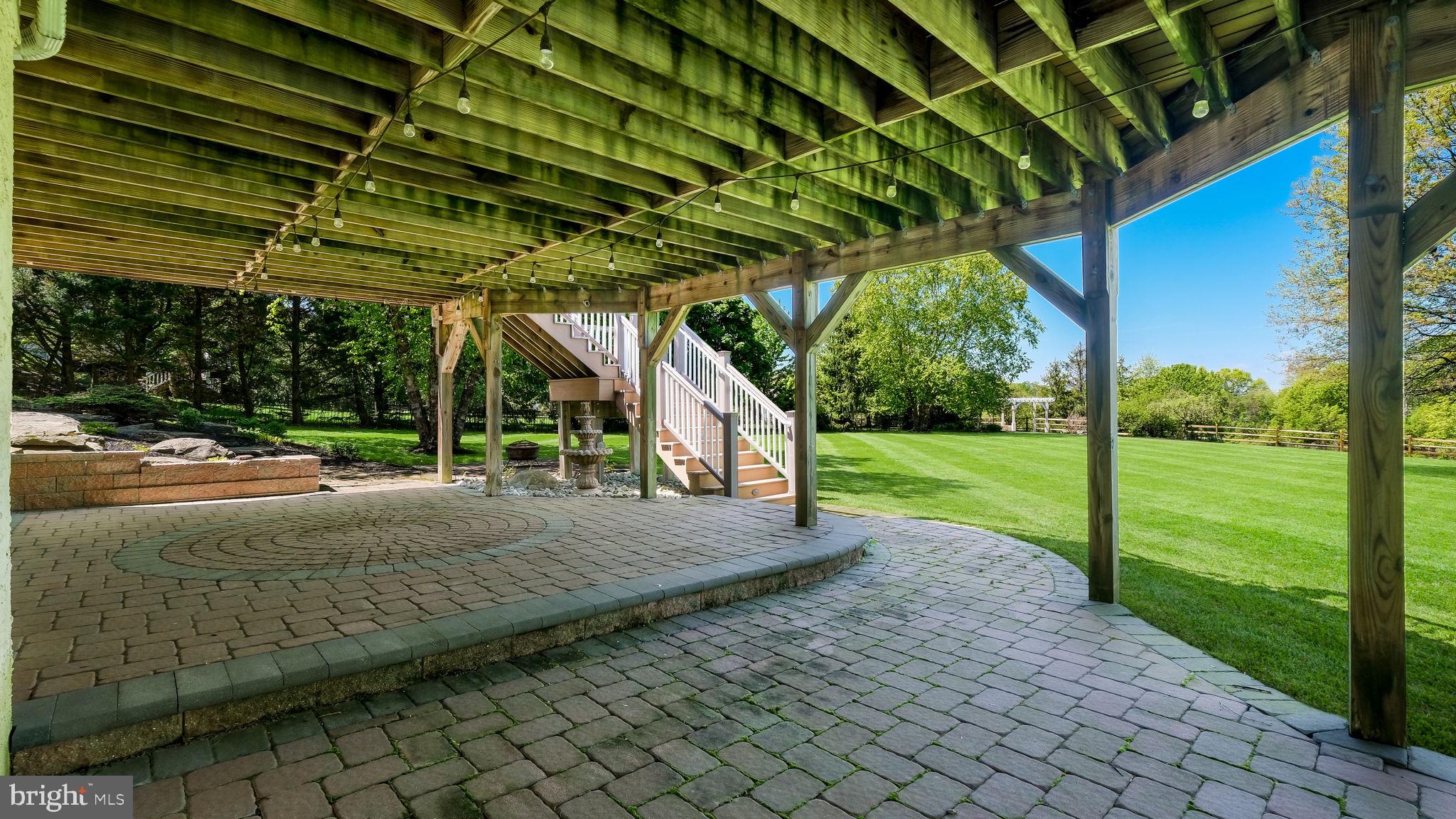 BUCKINGHAM WOODS - Residential