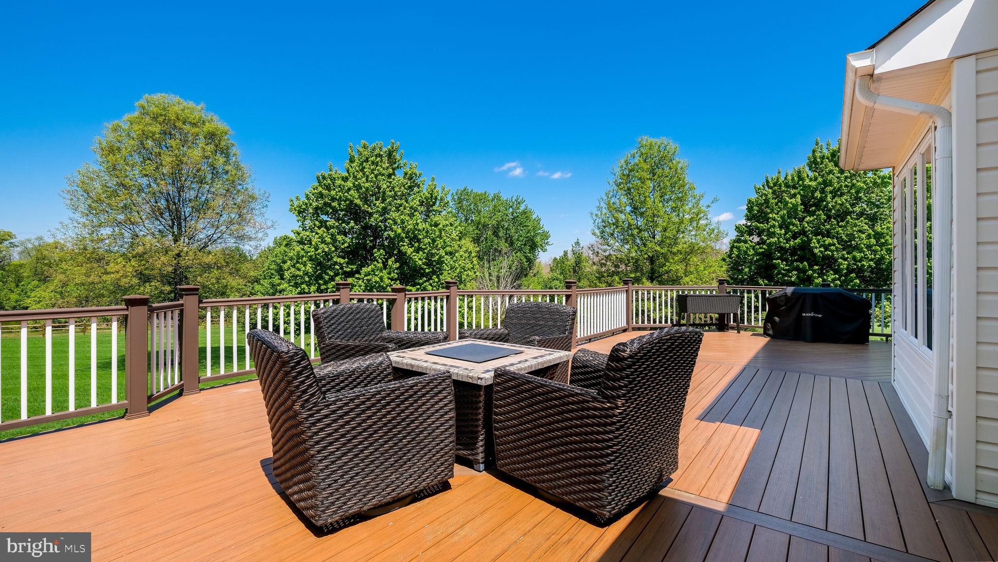 BUCKINGHAM WOODS - Residential