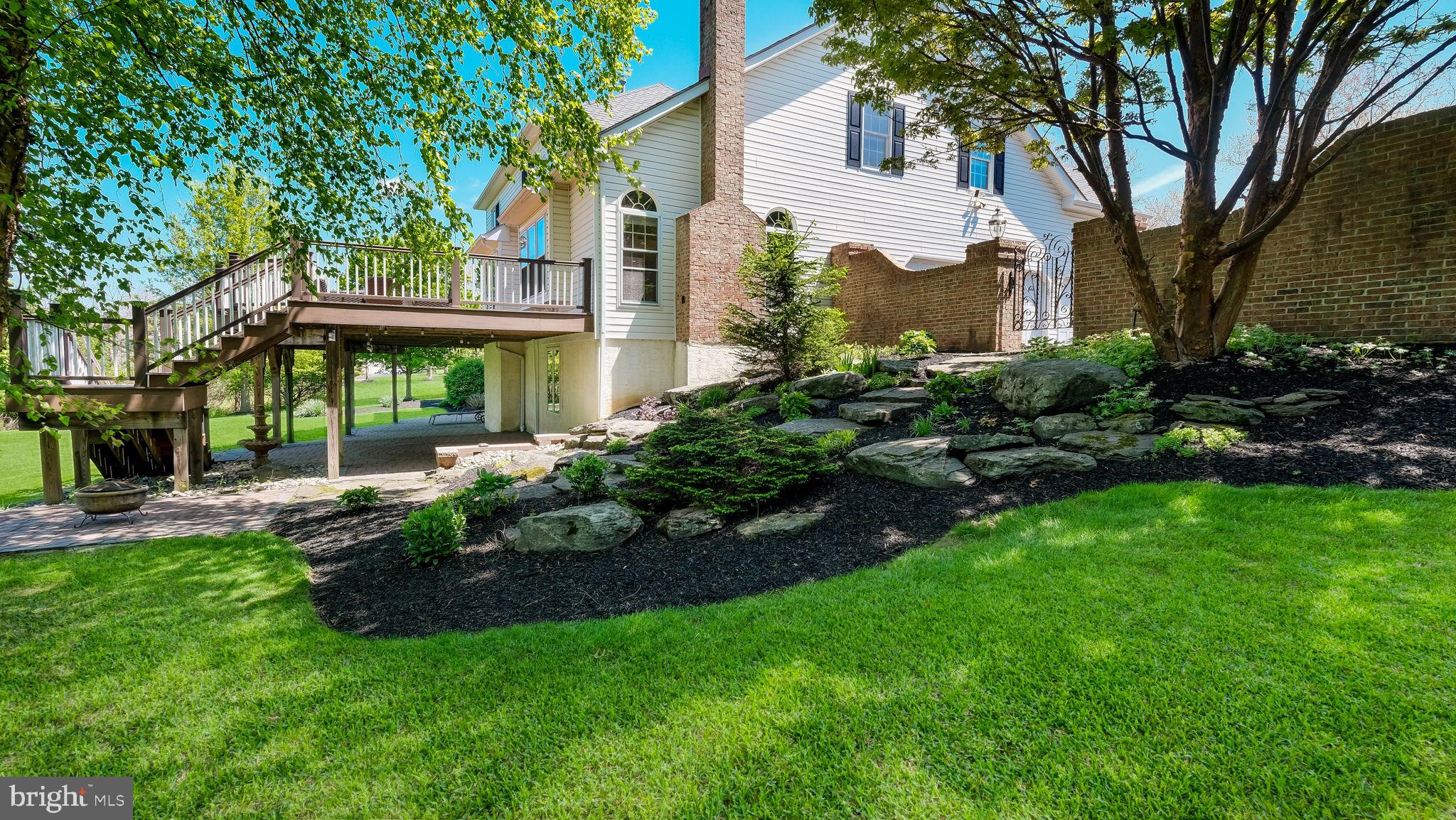 BUCKINGHAM WOODS - Residential