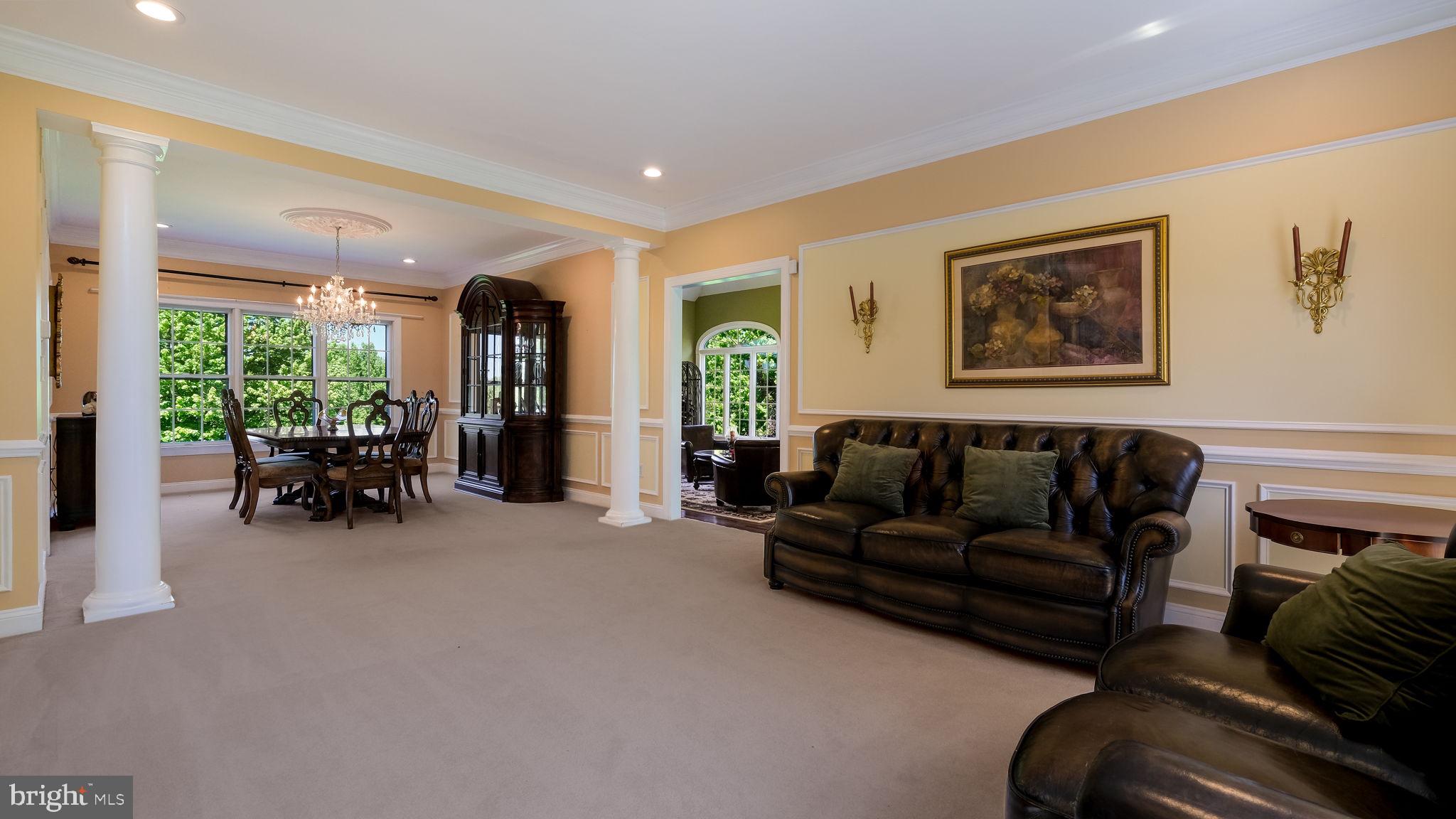 BUCKINGHAM WOODS - Residential