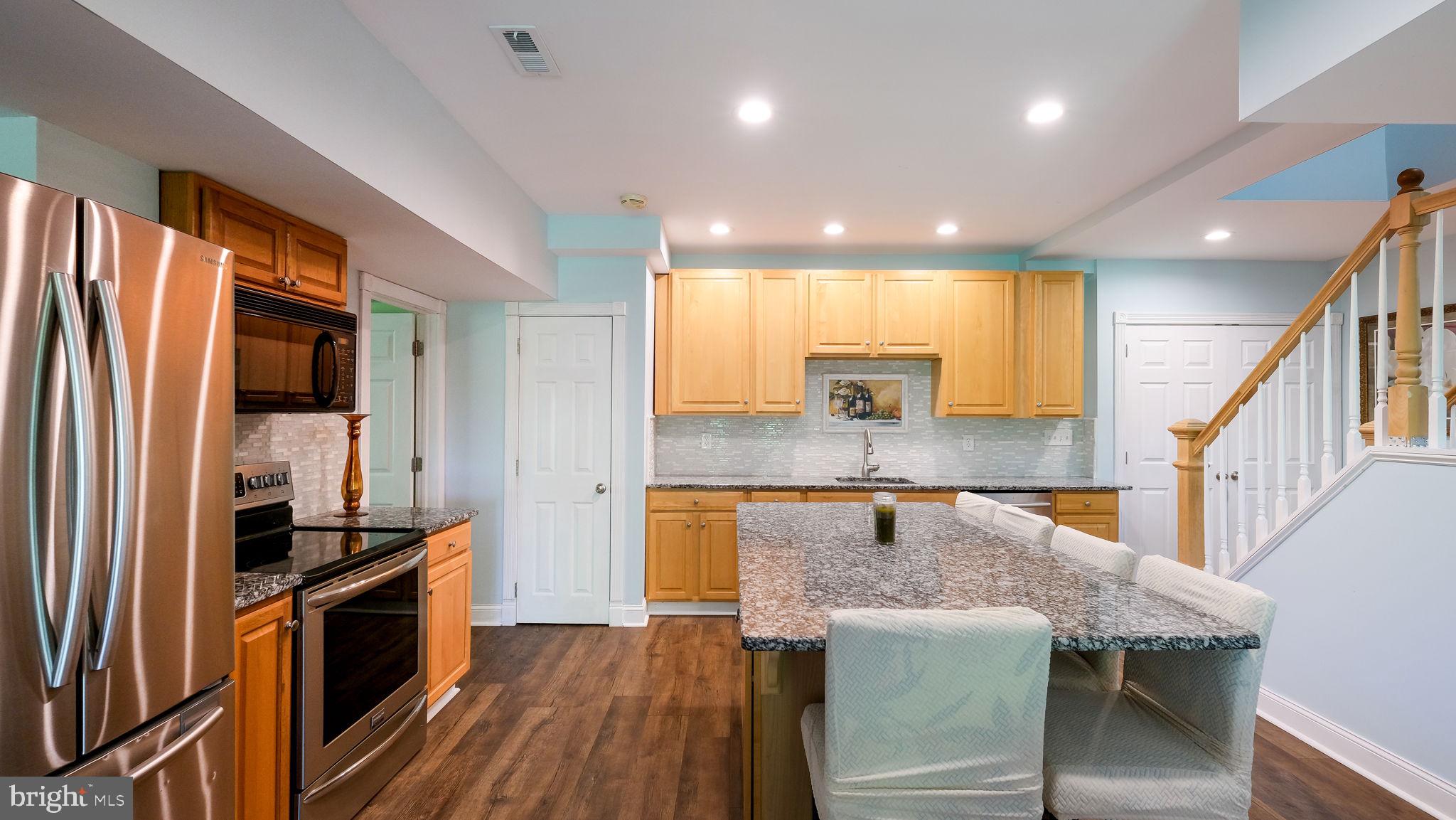 BUCKINGHAM WOODS - Residential