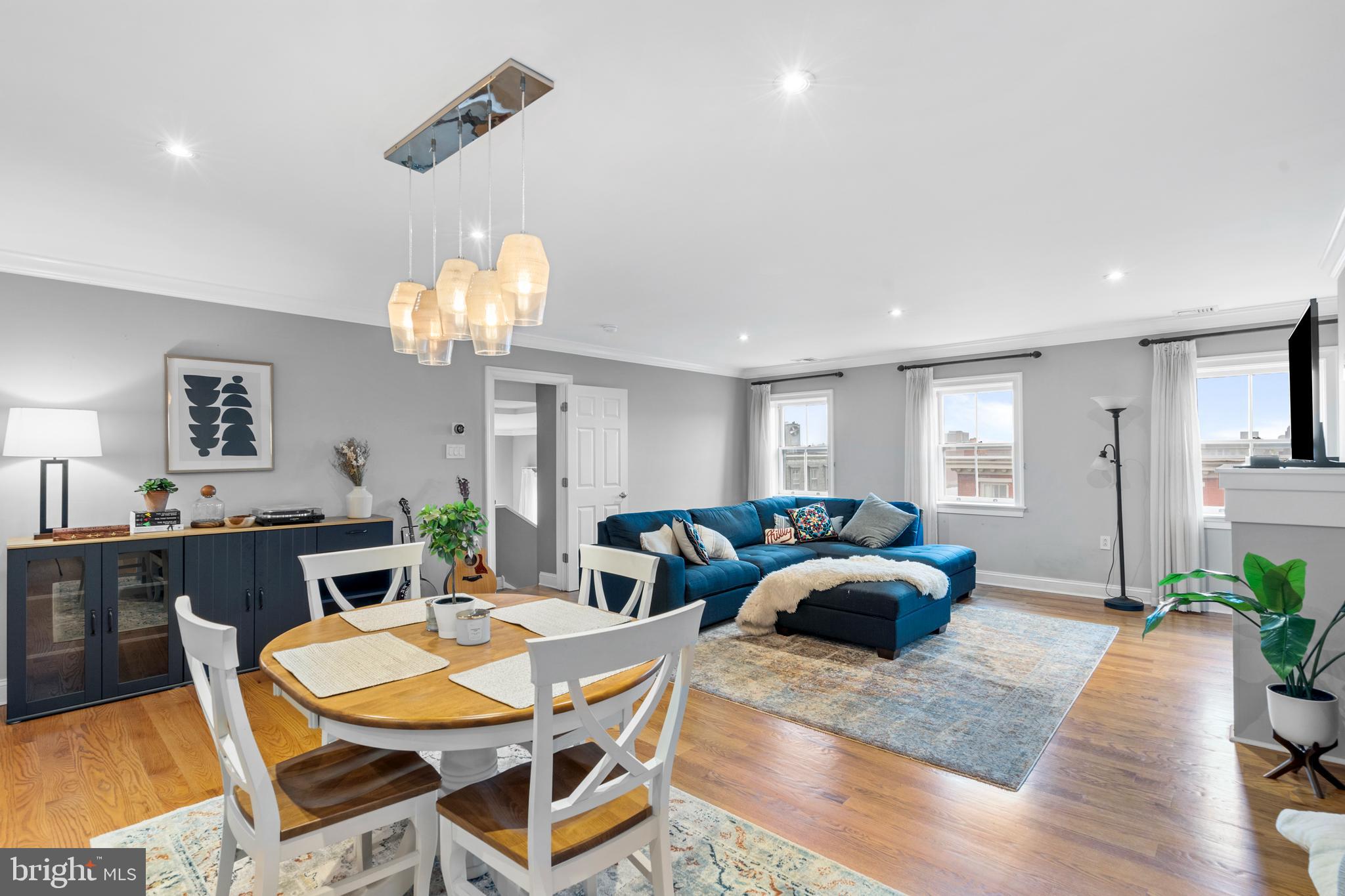 1615 SPRUCE STREET 1617 400