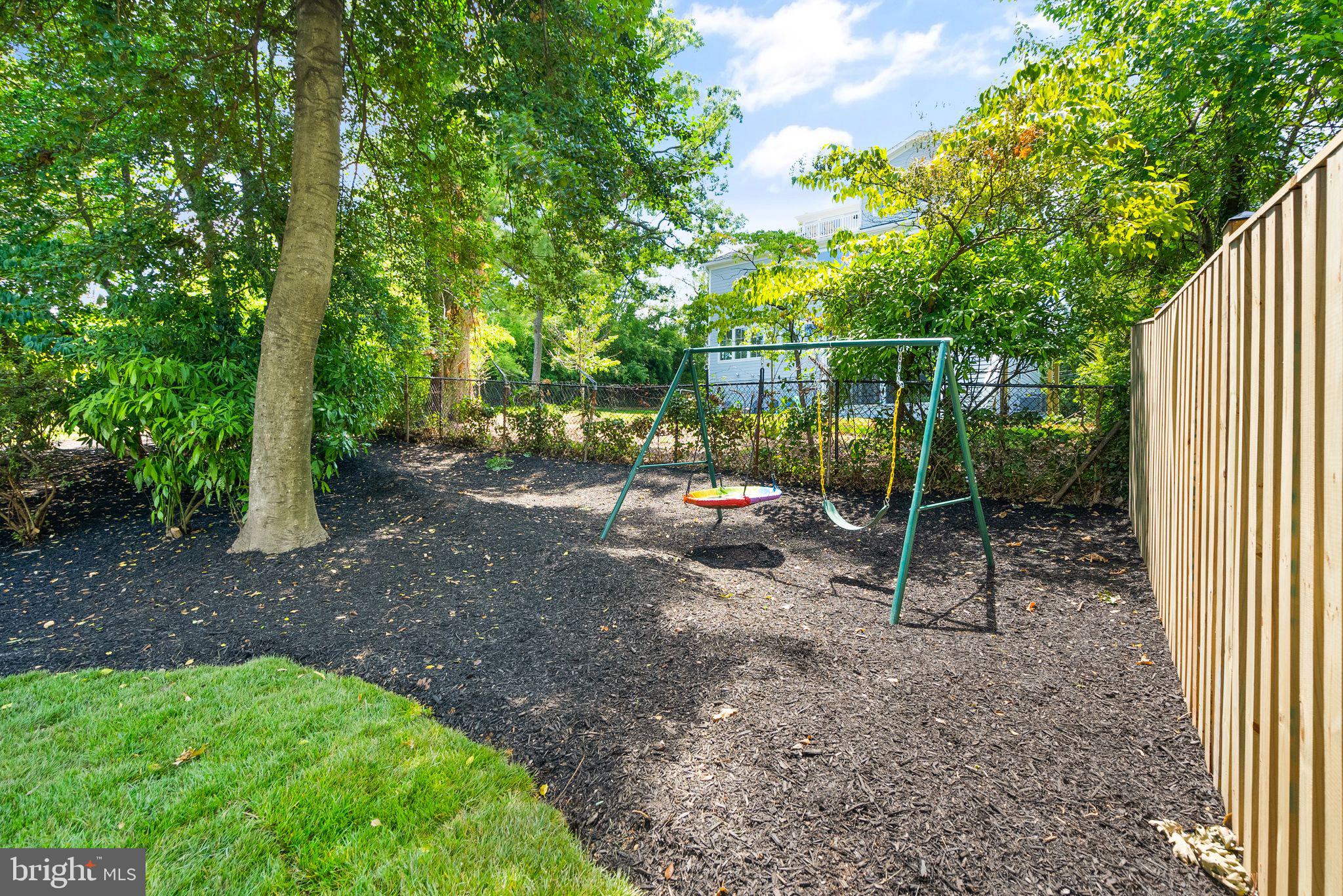 LYON PARK - Residential