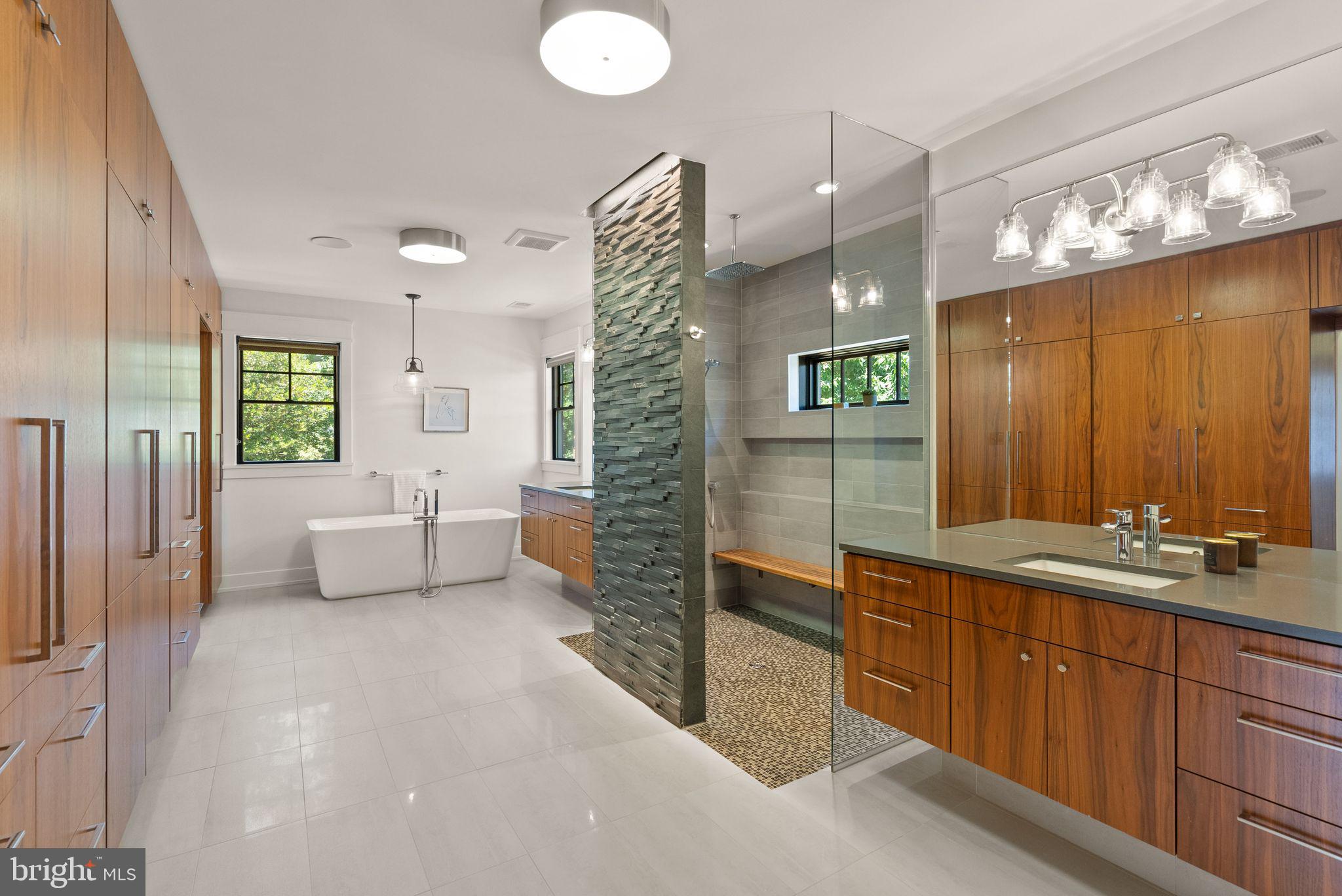 LYON PARK - Residential