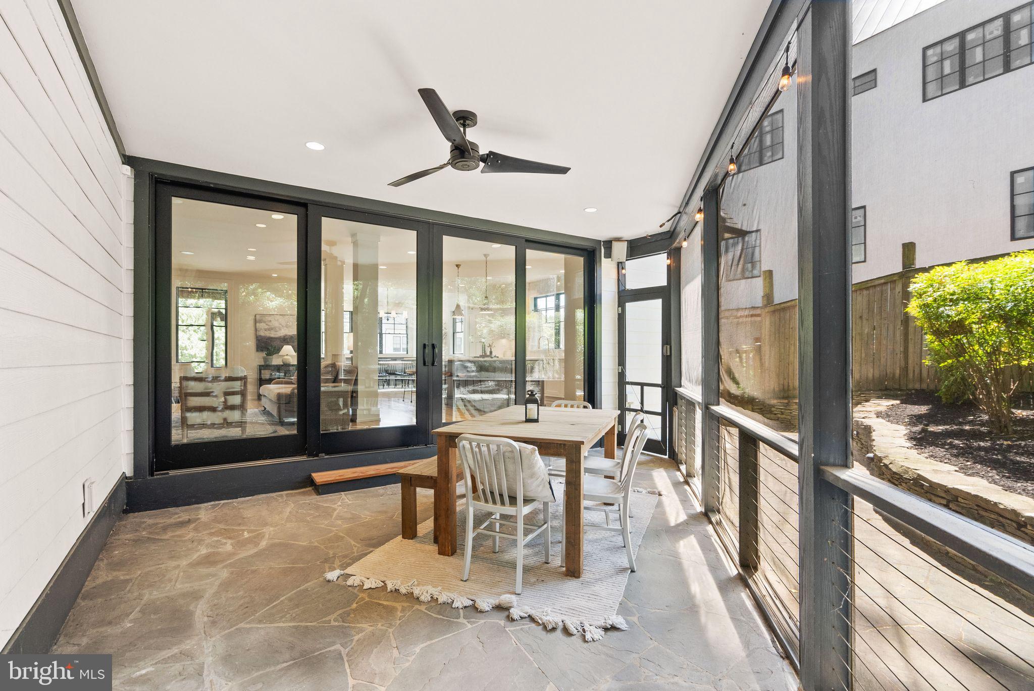 LYON PARK - Residential