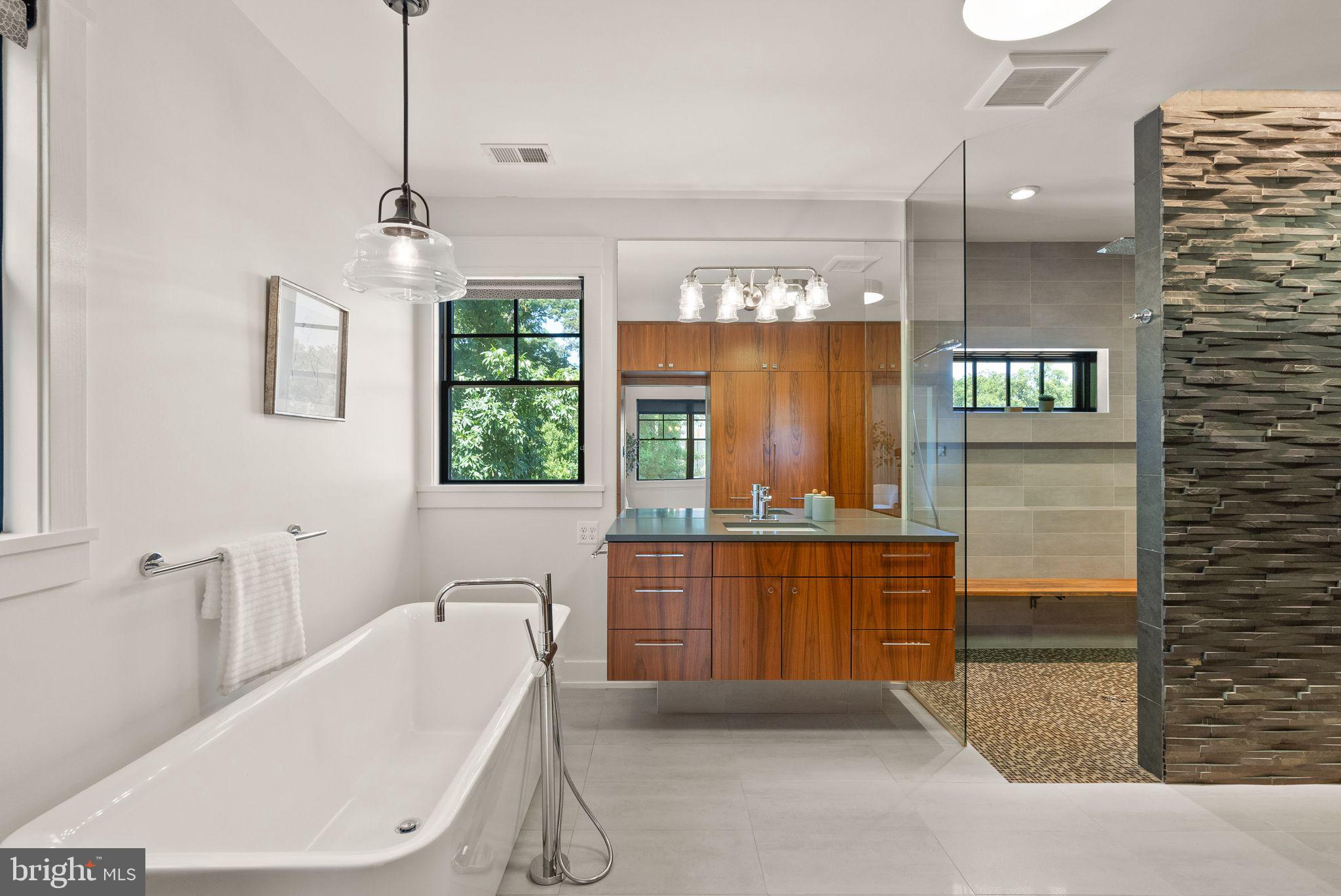 LYON PARK - Residential