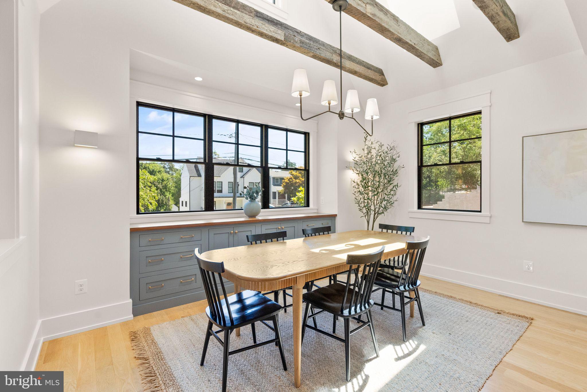 LYON PARK - Residential