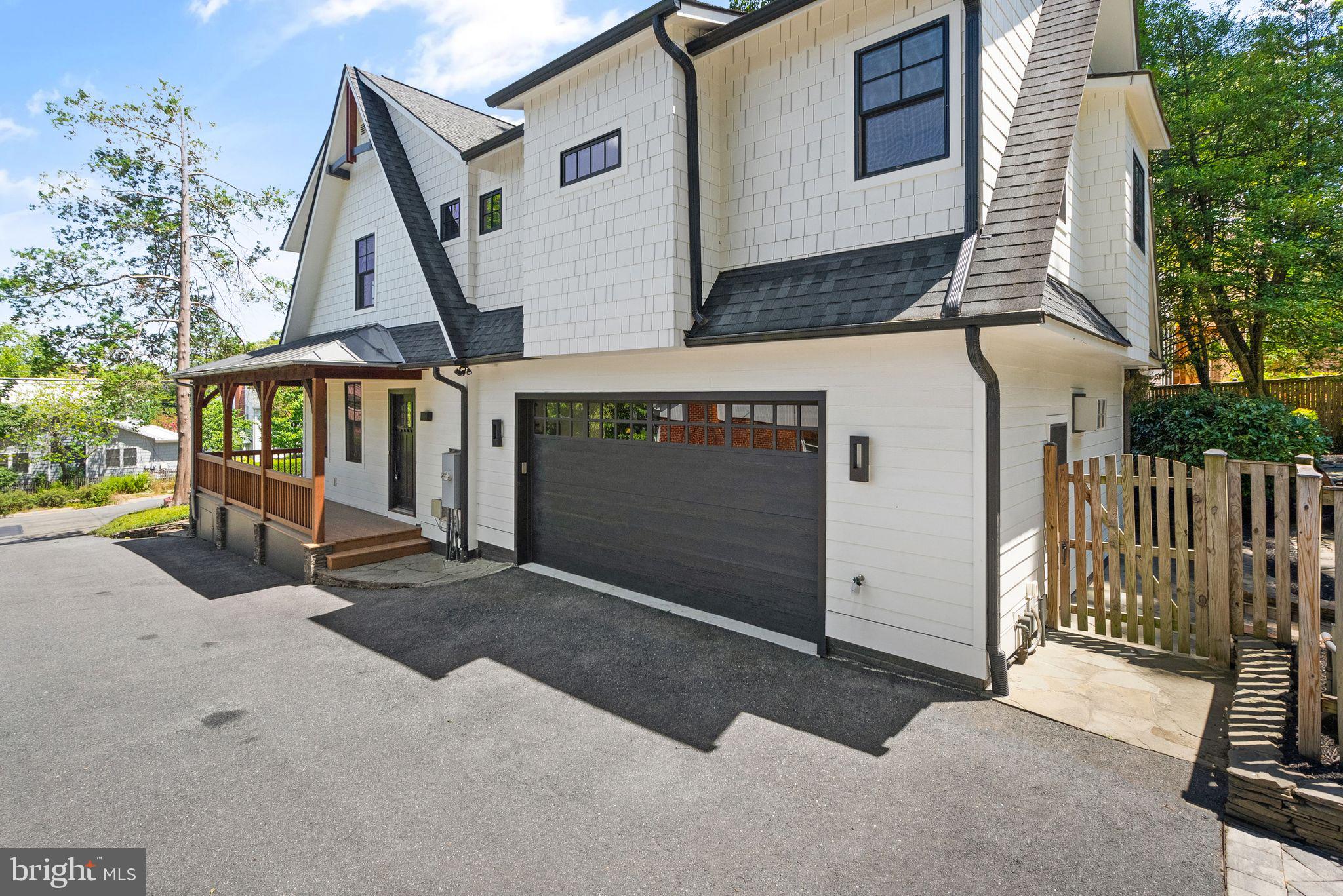 LYON PARK - Residential