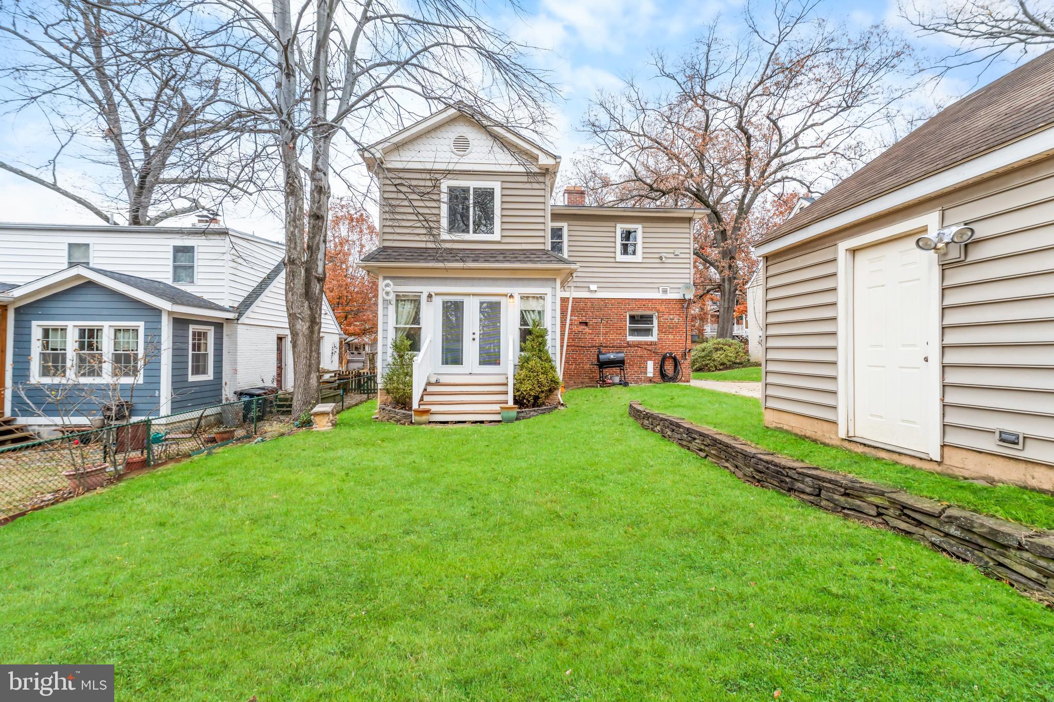 HYATTSVILLE HILLS - Residential