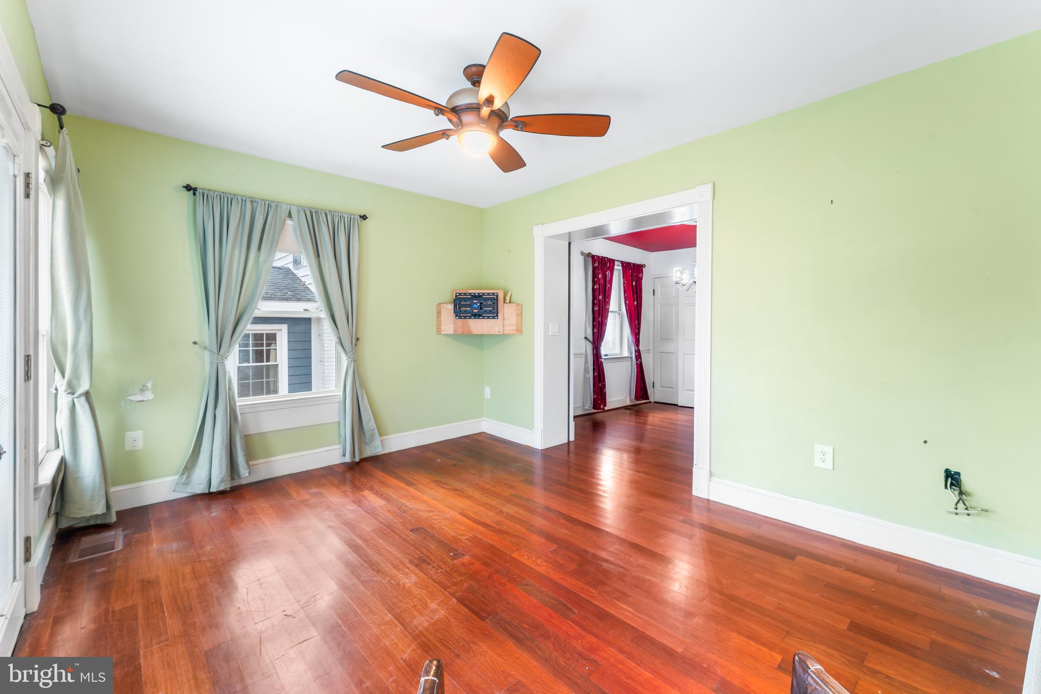 HYATTSVILLE HILLS - Residential