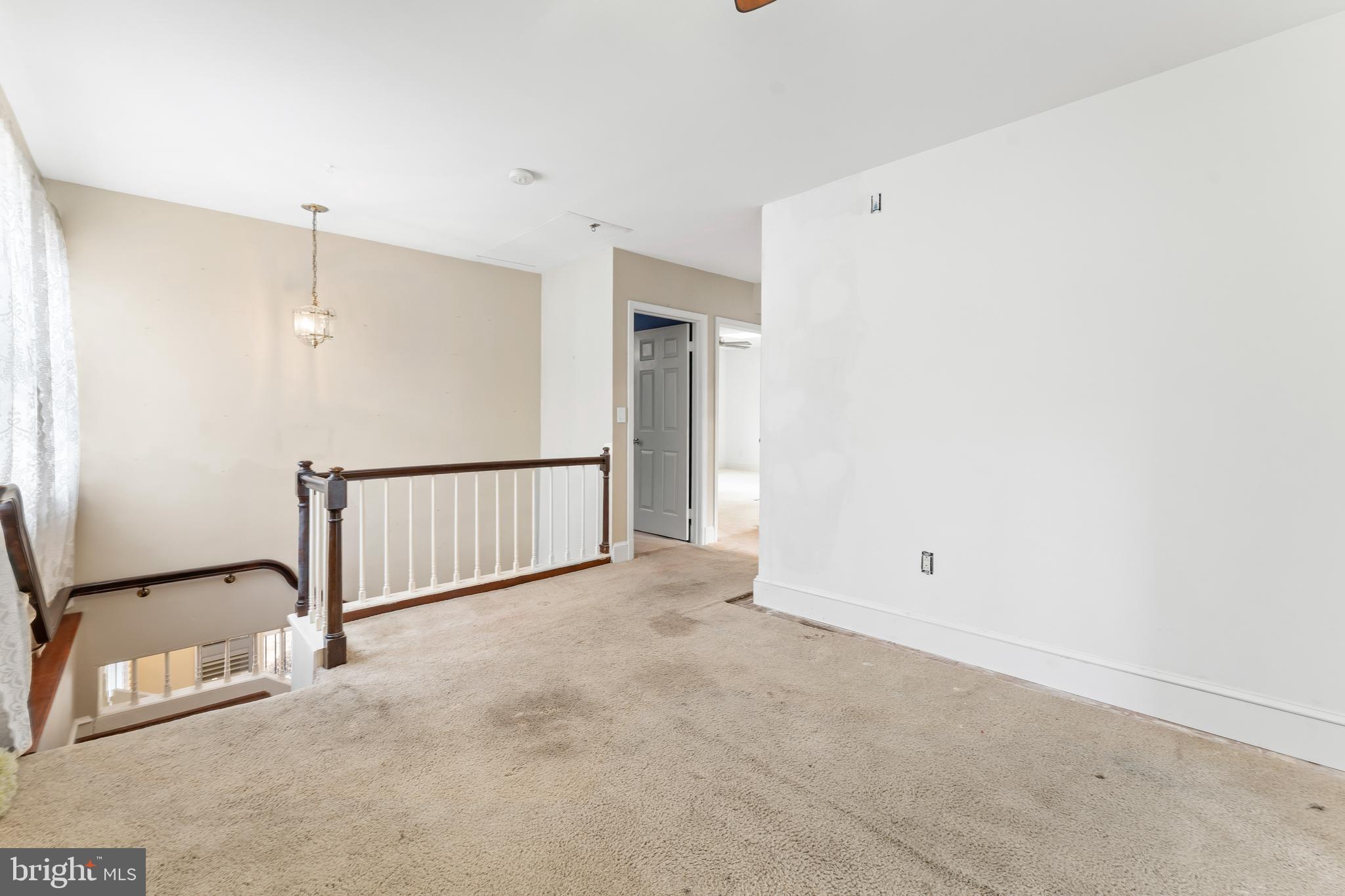 HYATTSVILLE HILLS - Residential