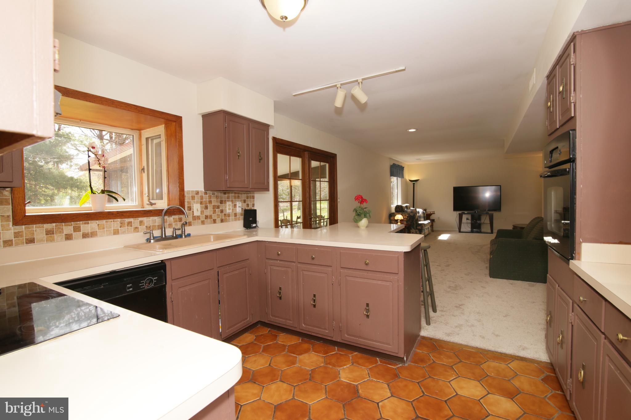 LAKEWOOD HILLS - Residential