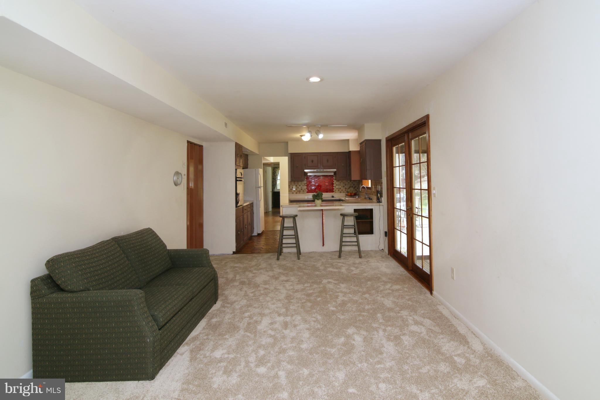 LAKEWOOD HILLS - Residential