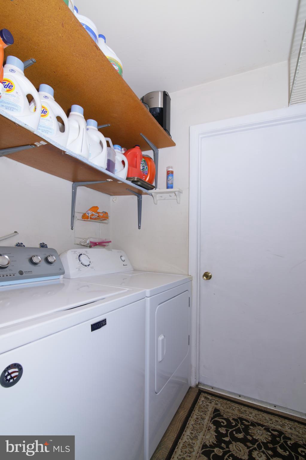 LAKEWOOD HILLS - Residential