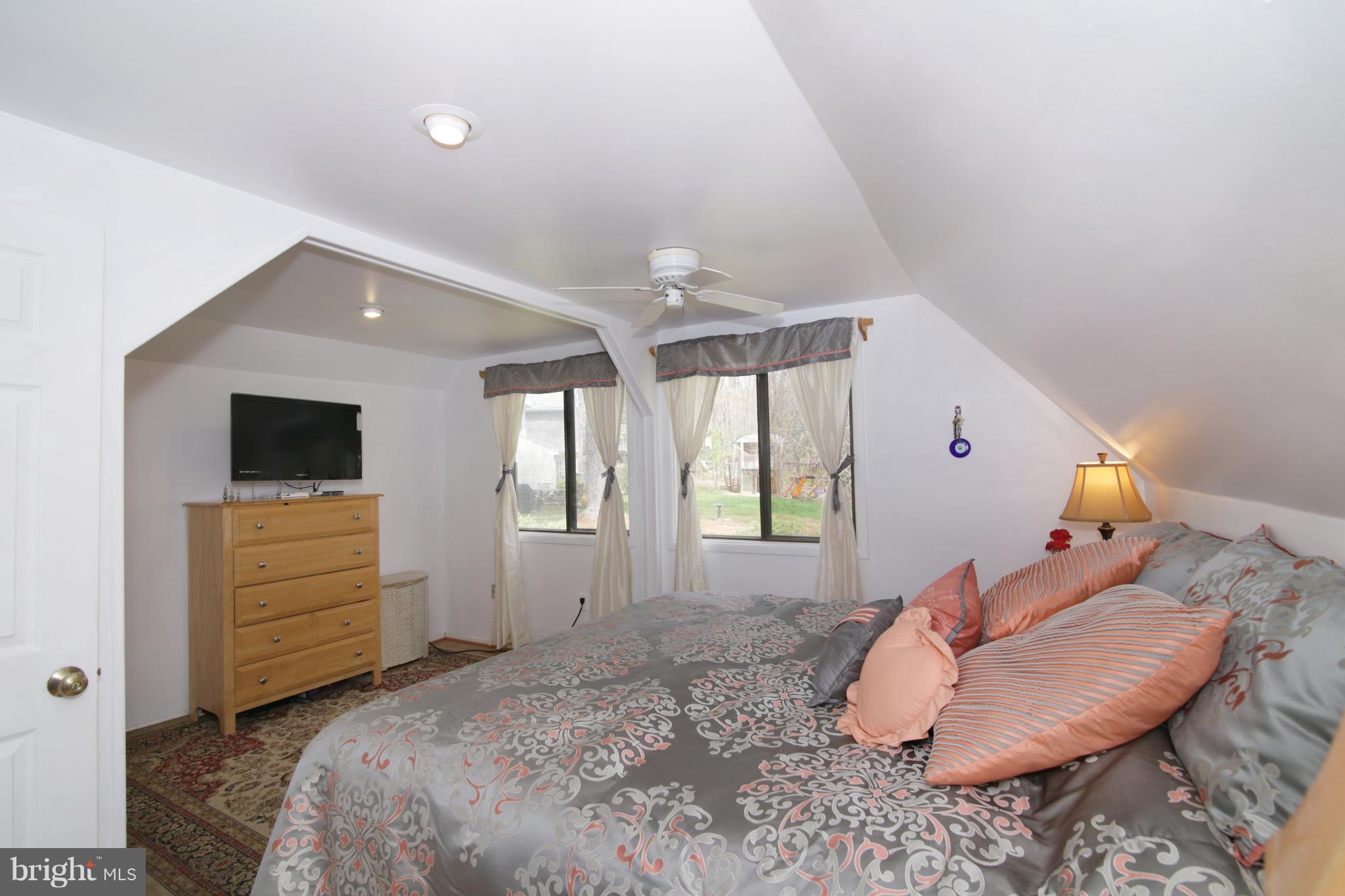 LAKEWOOD HILLS - Residential