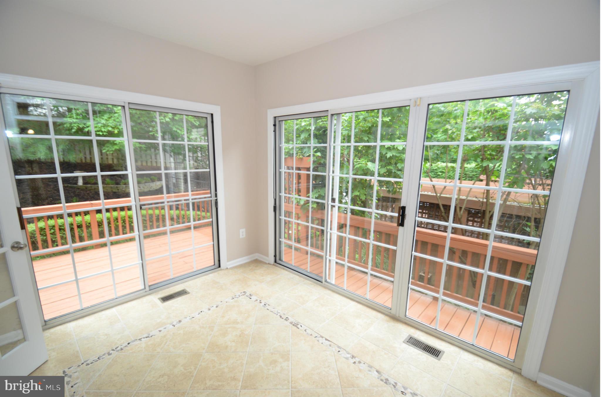 KINGSTOWNE - Residential