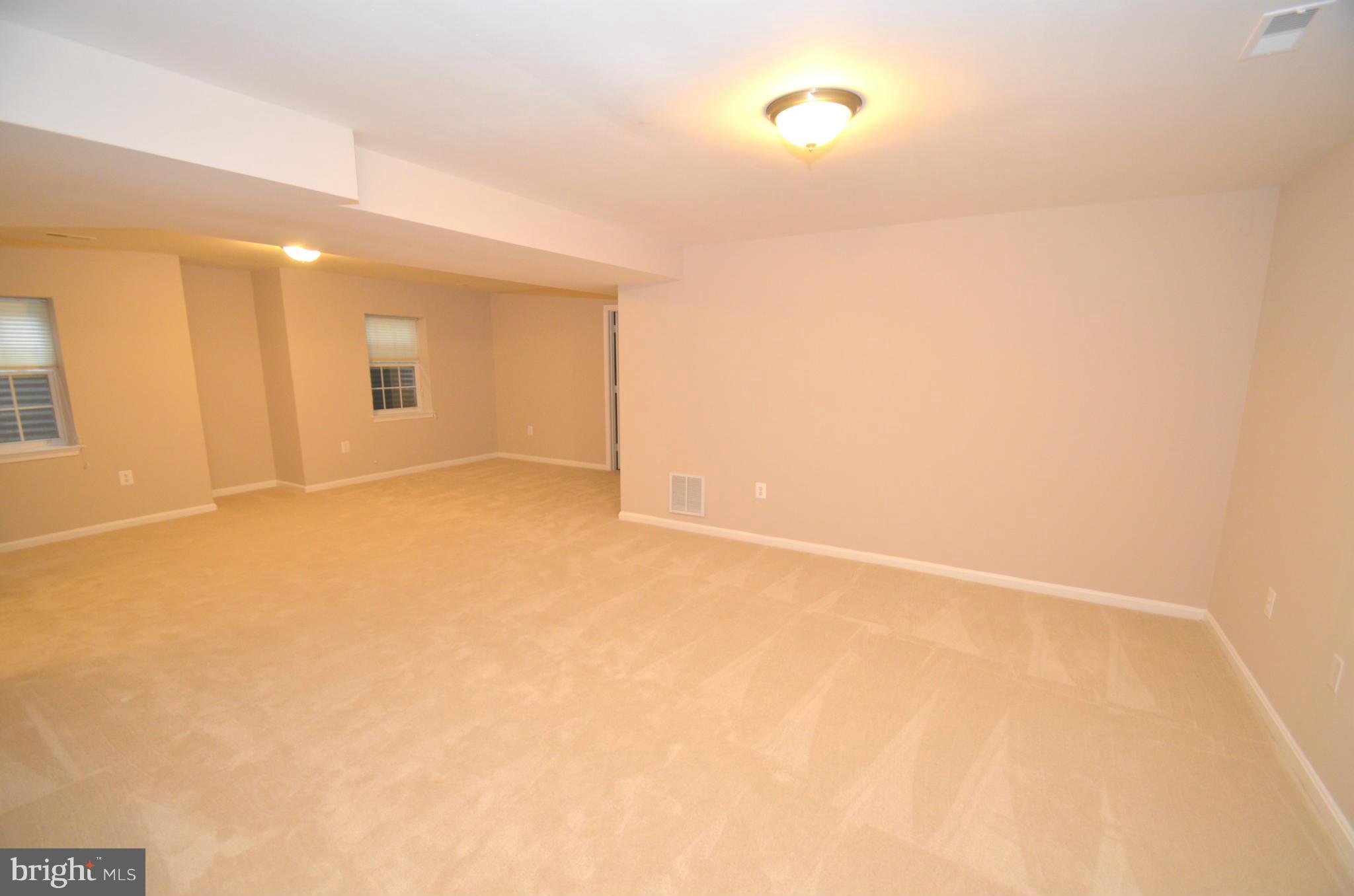 KINGSTOWNE - Residential