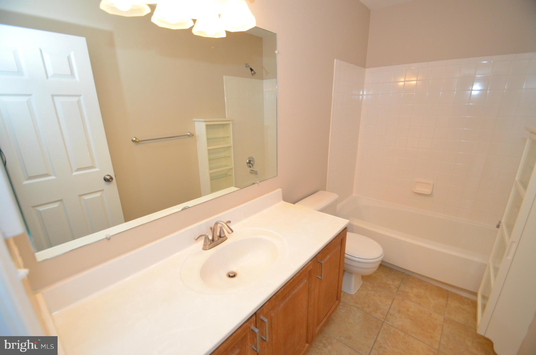 KINGSTOWNE - Residential