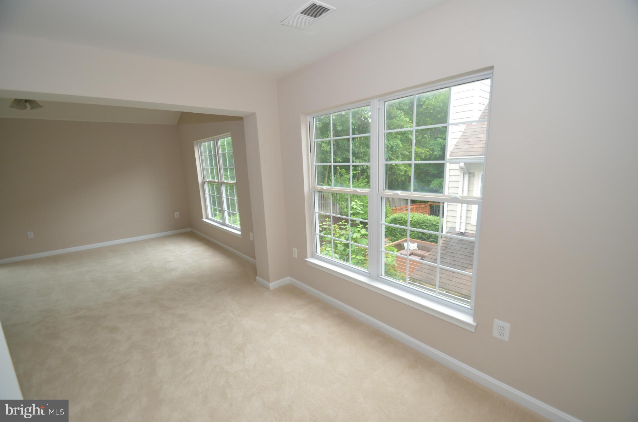 KINGSTOWNE - Residential