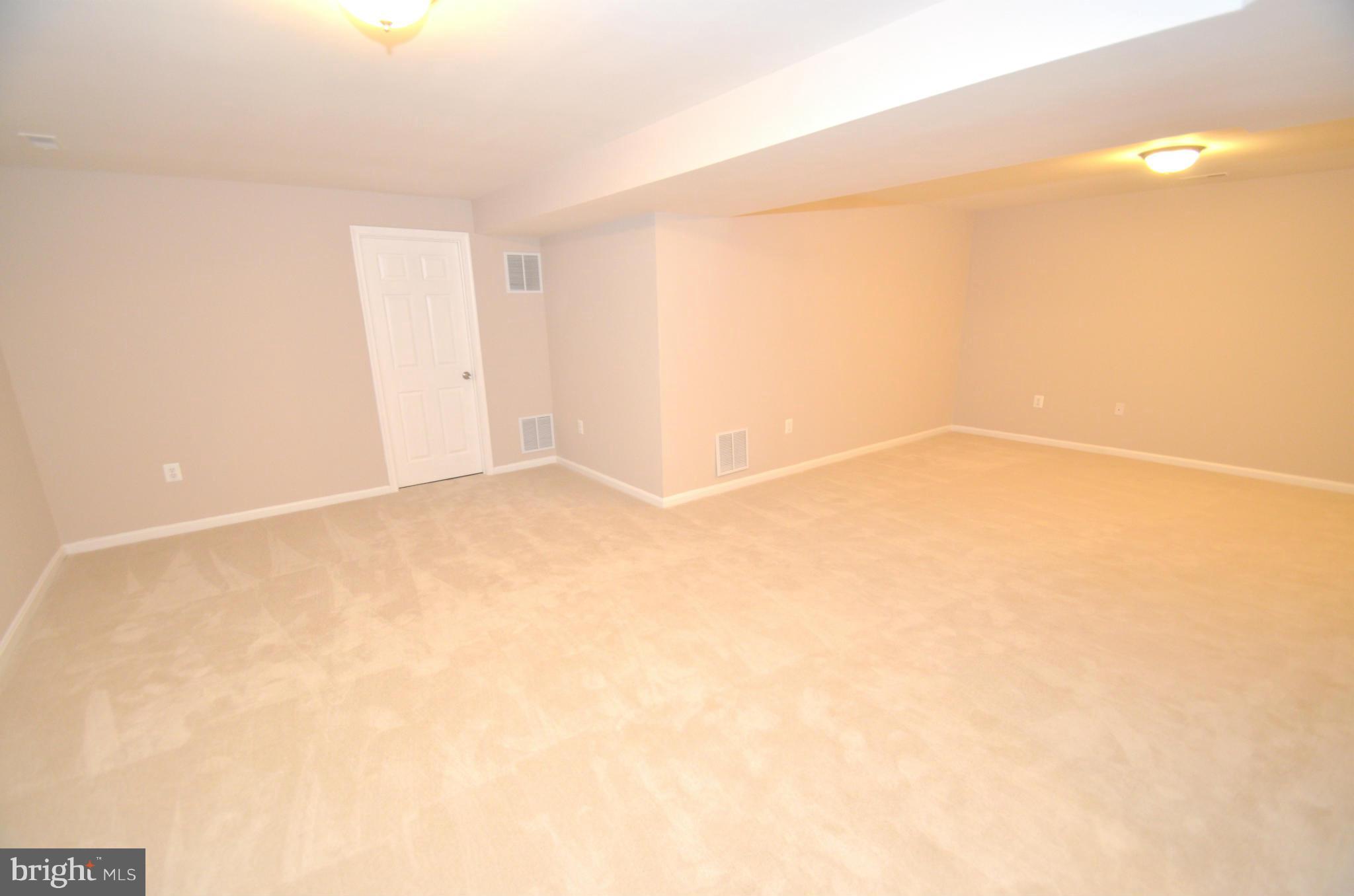 KINGSTOWNE - Residential