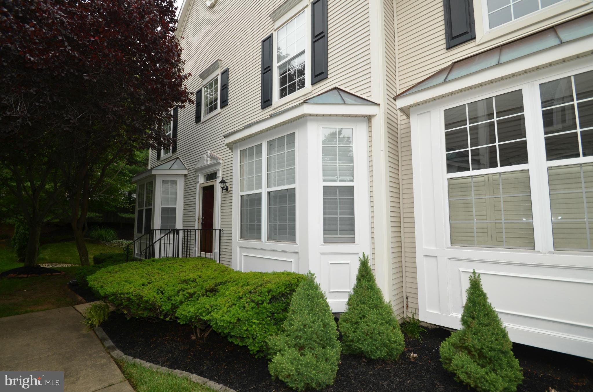 KINGSTOWNE - Residential