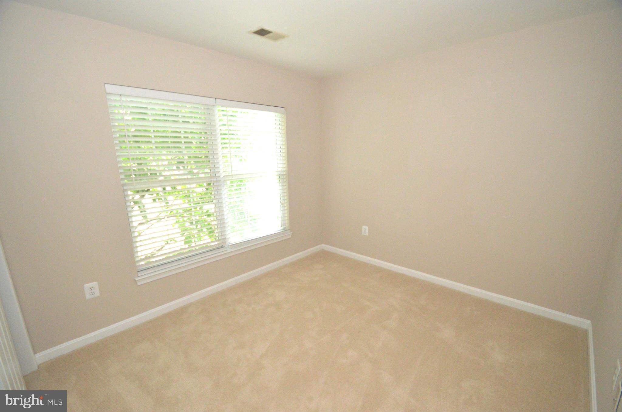 KINGSTOWNE - Residential