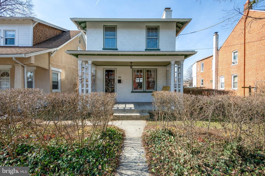 Photo of 106 S West End Avenue, Lancaster, PA 17603 (MLS # PALA2047028)