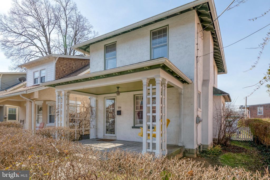 Photo of 106 S West End Avenue, Lancaster, PA 17603 (MLS # PALA2047028)