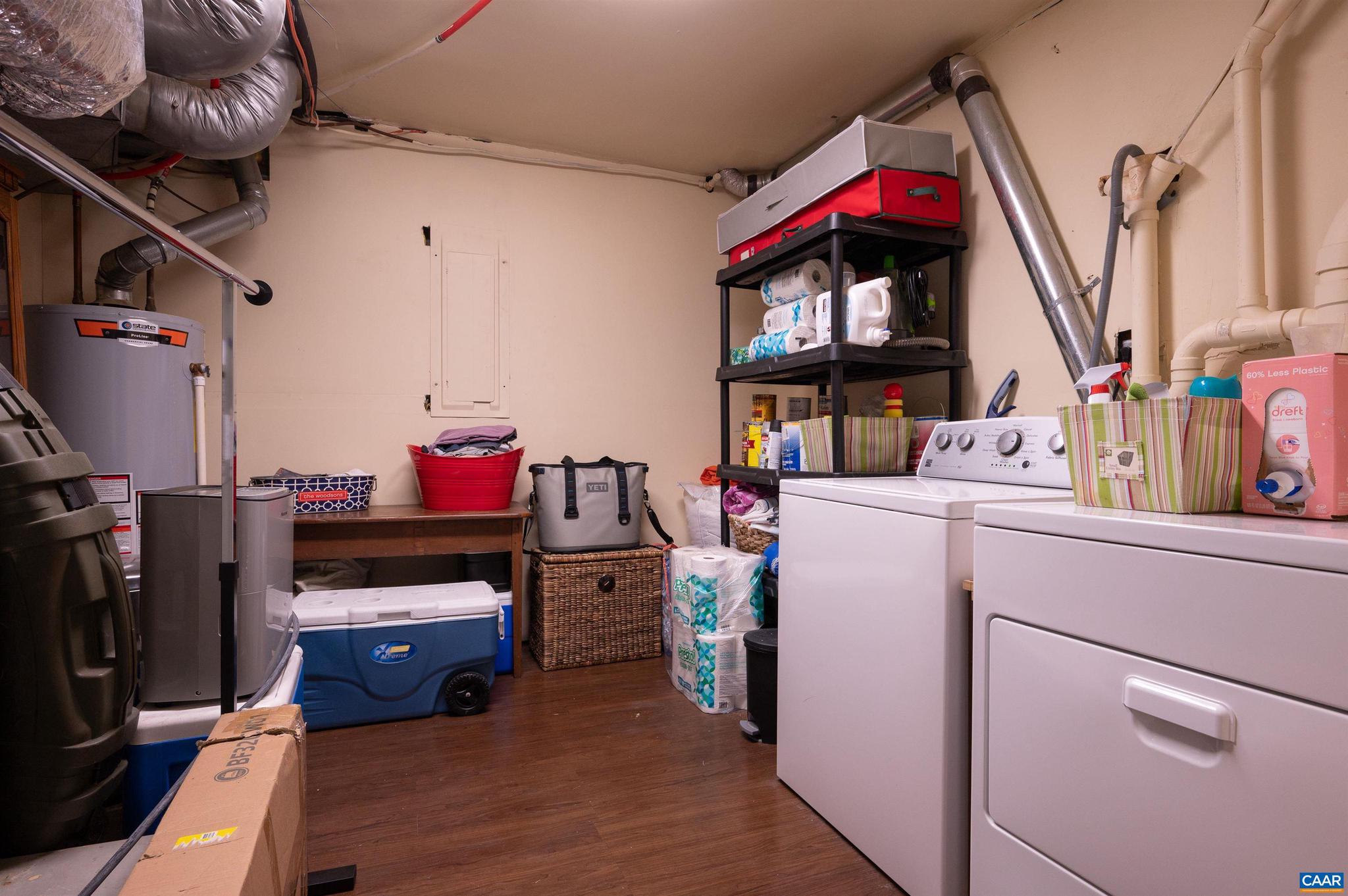 CANTERBURY HILLS - Residential