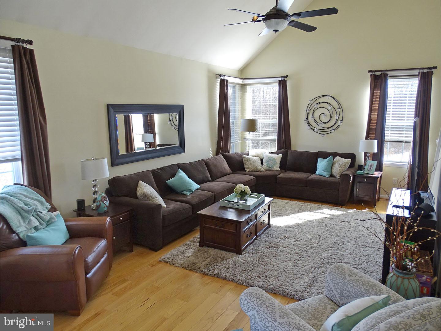 MEADOW WOOD - Residential
