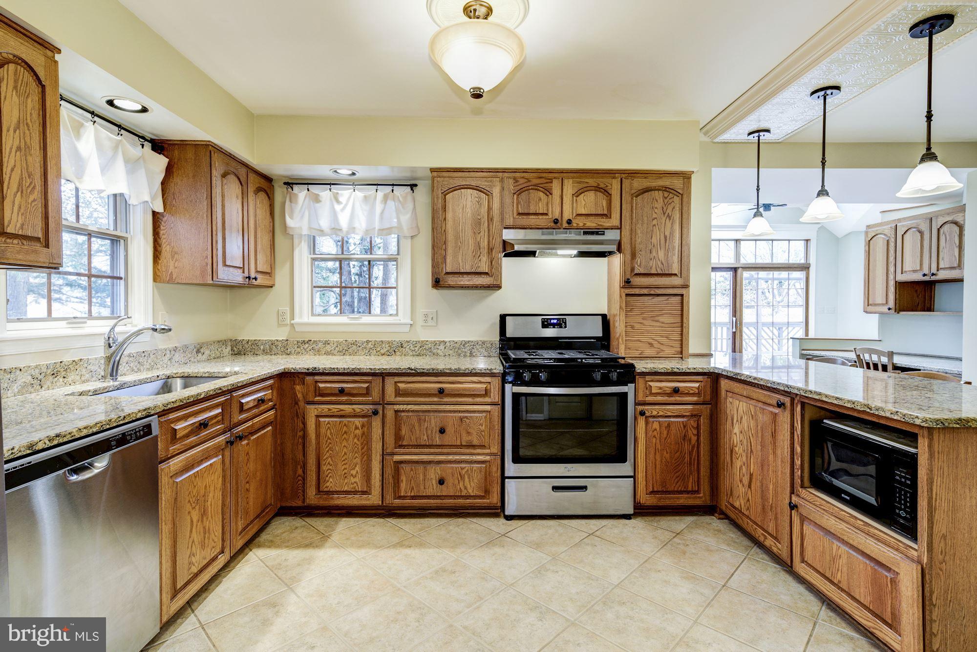 VILLAGE OF OAKLAND MILLS - Residential