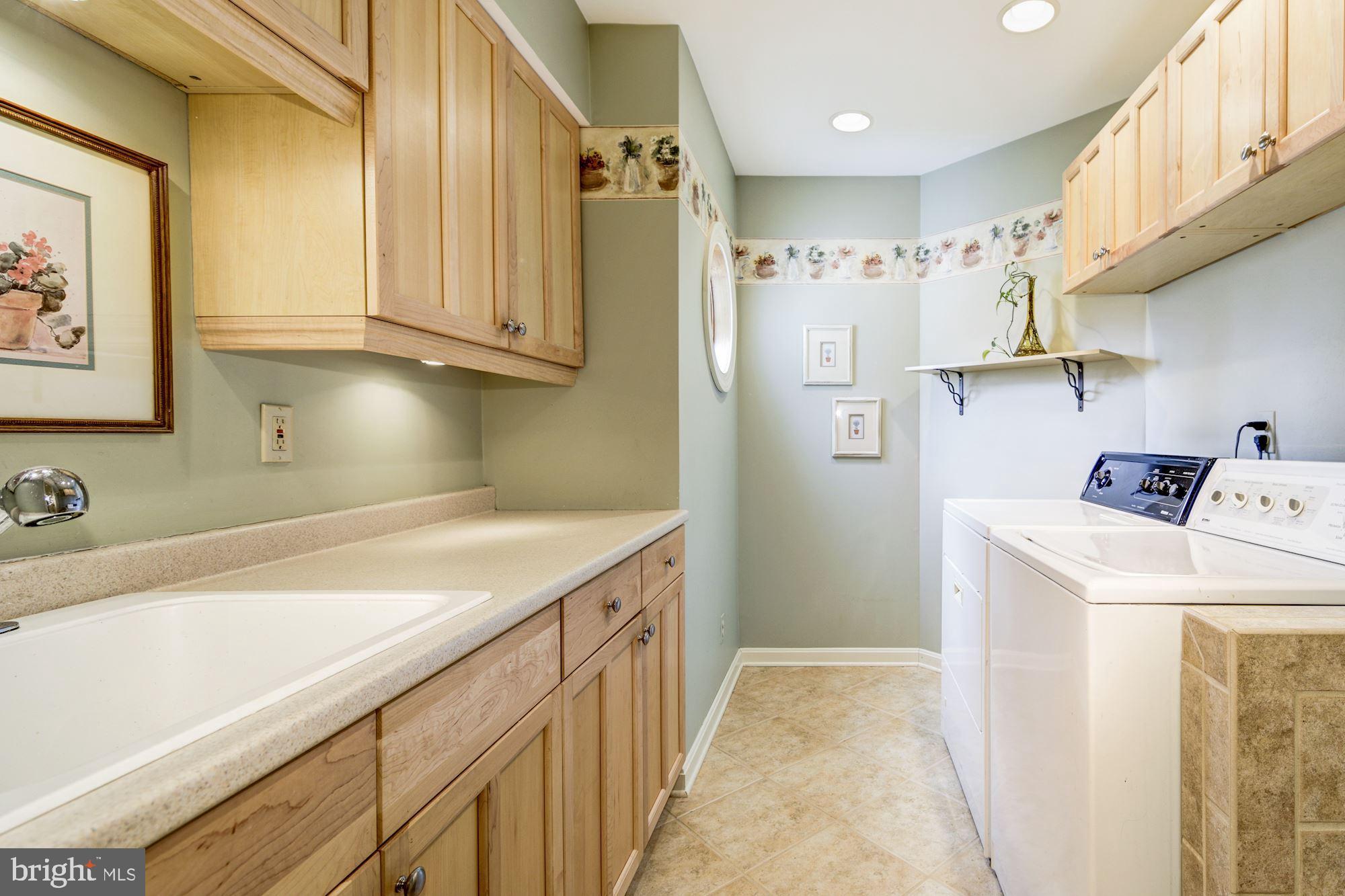 VILLAGE OF OAKLAND MILLS - Residential