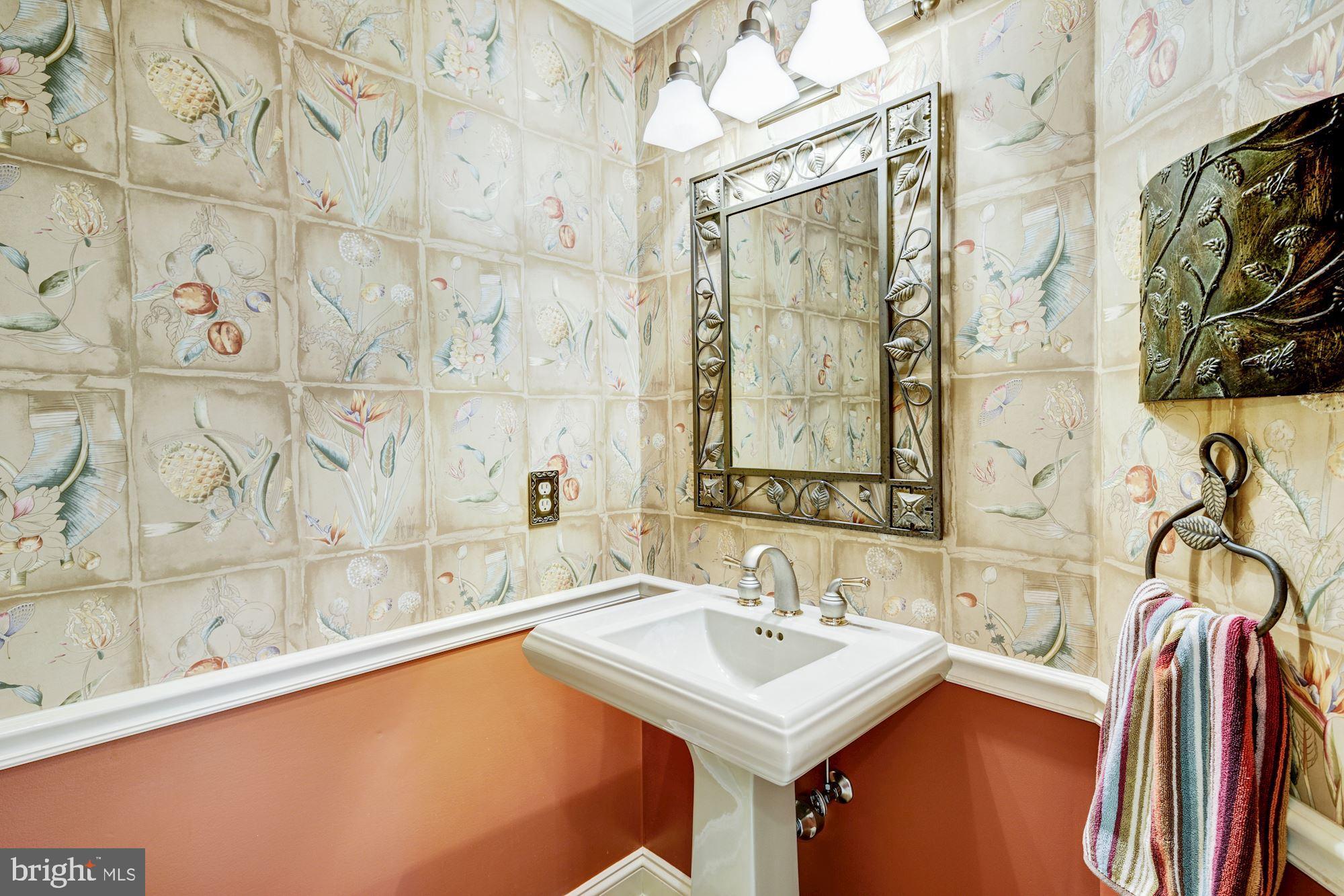 VILLAGE OF OAKLAND MILLS - Residential