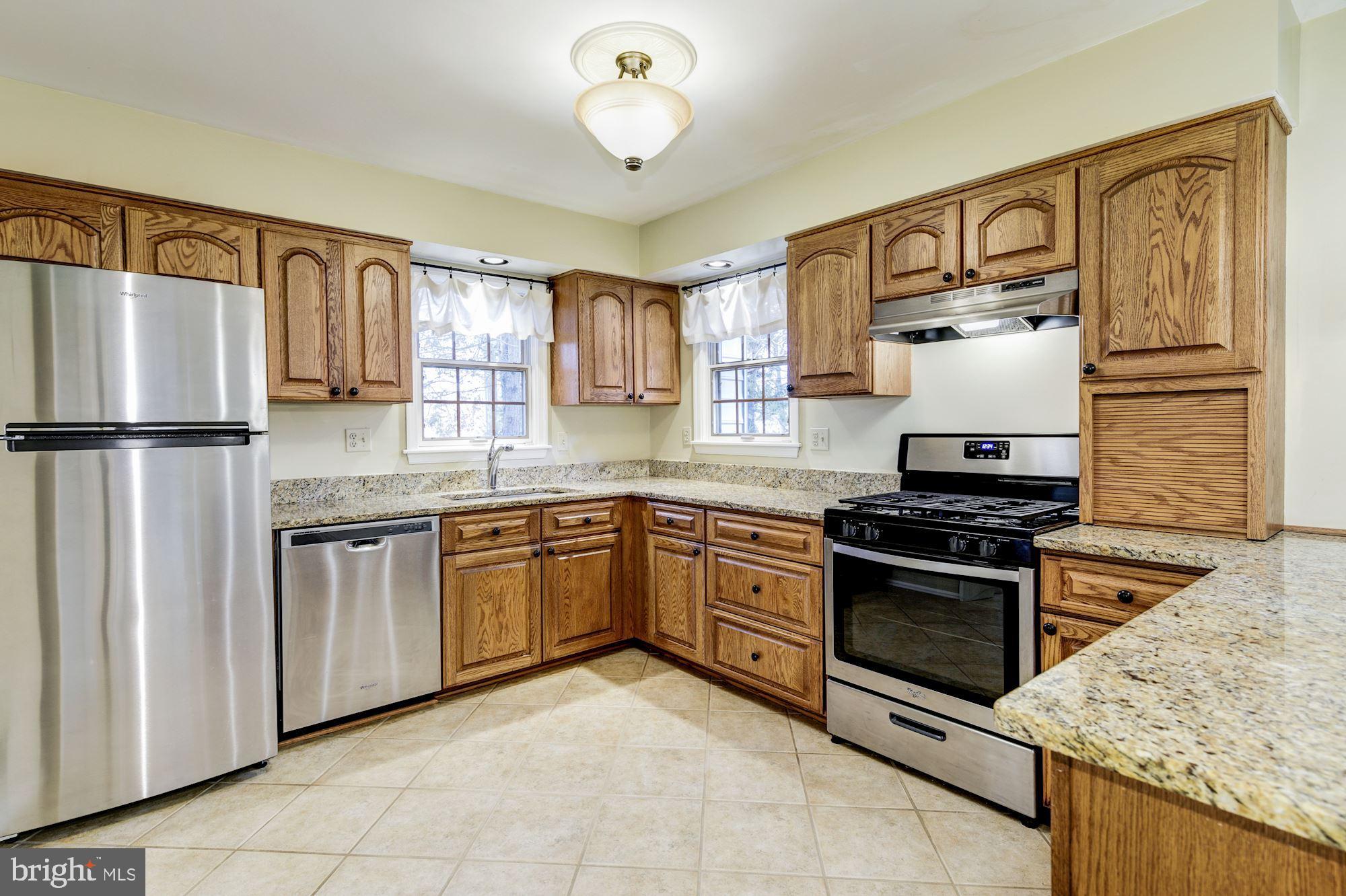 VILLAGE OF OAKLAND MILLS - Residential