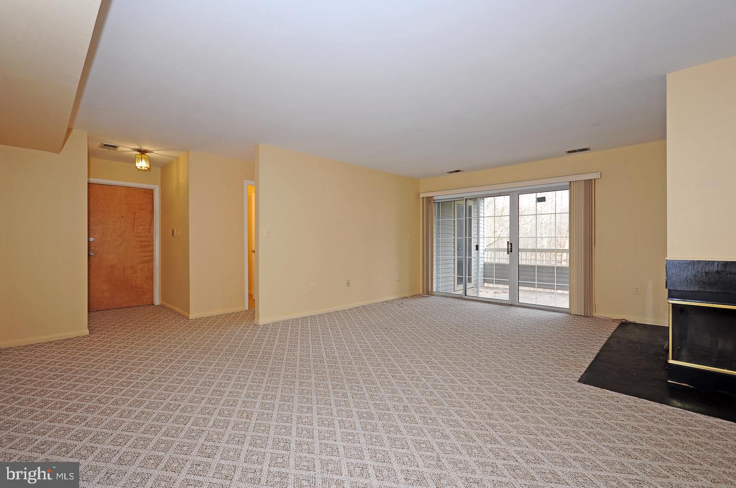112 BISCAYNE COURT 7