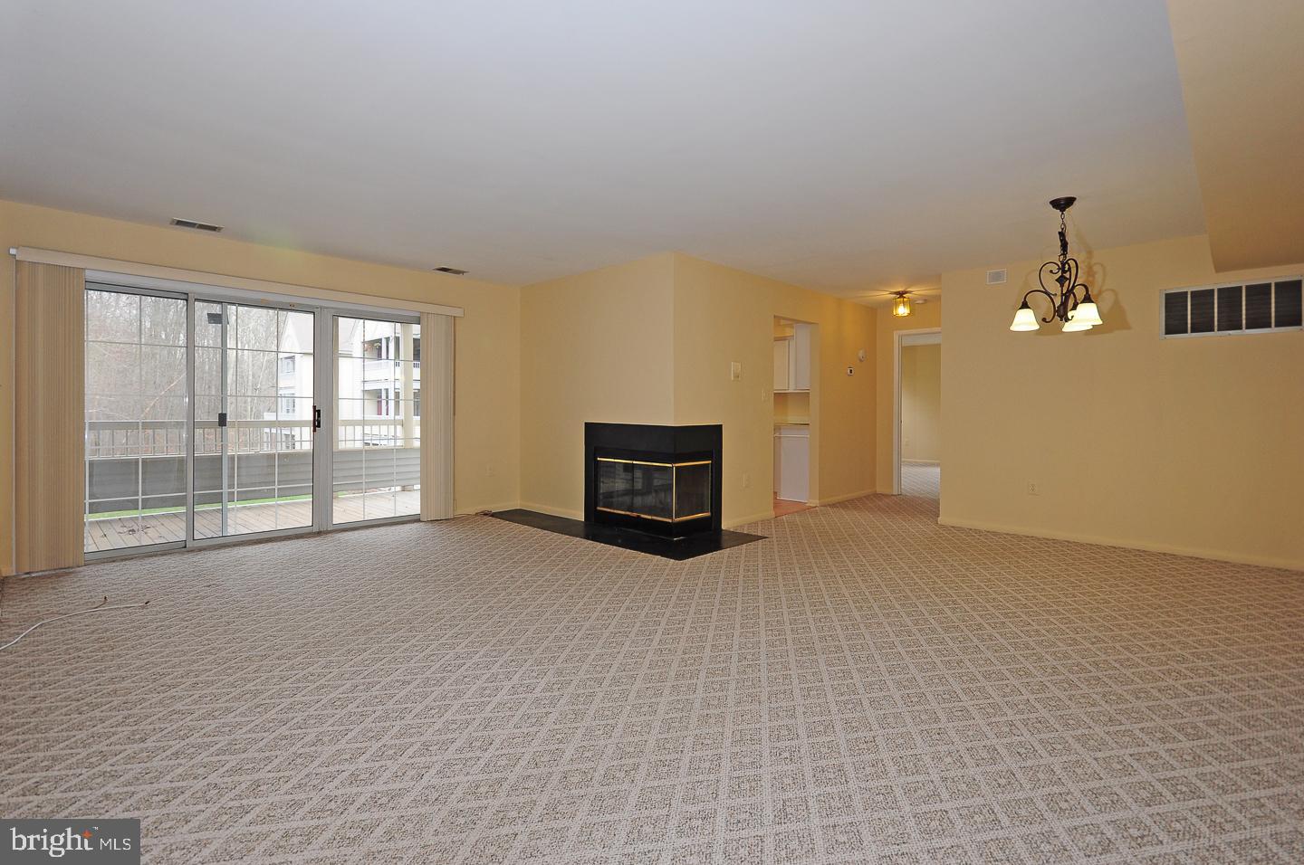 112 BISCAYNE COURT 7