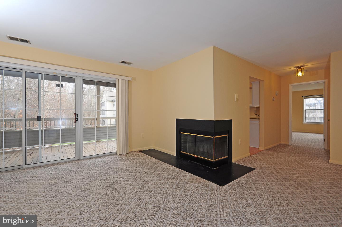 112 BISCAYNE COURT 7