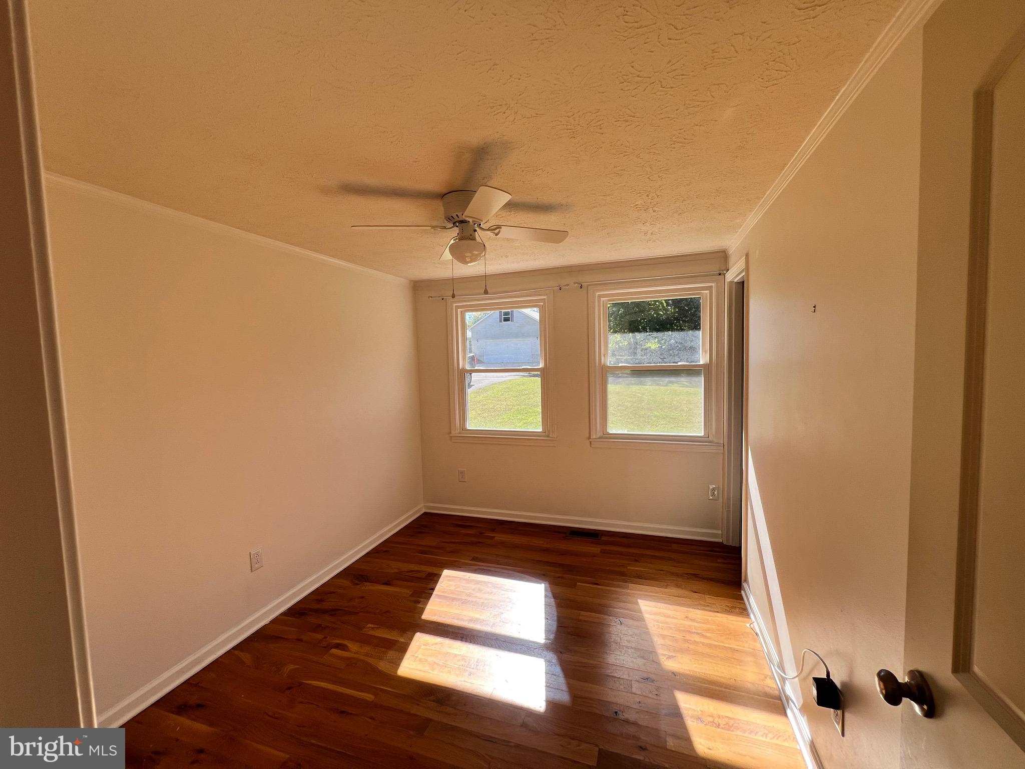 CHESAPEAKE COVE ESTATES - Residential Lease