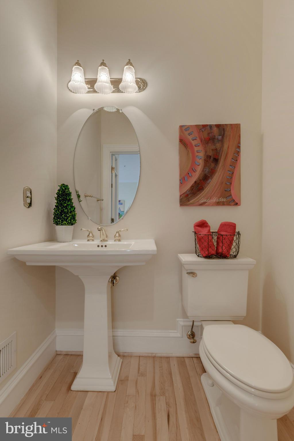 CAMERON STATION - Residential