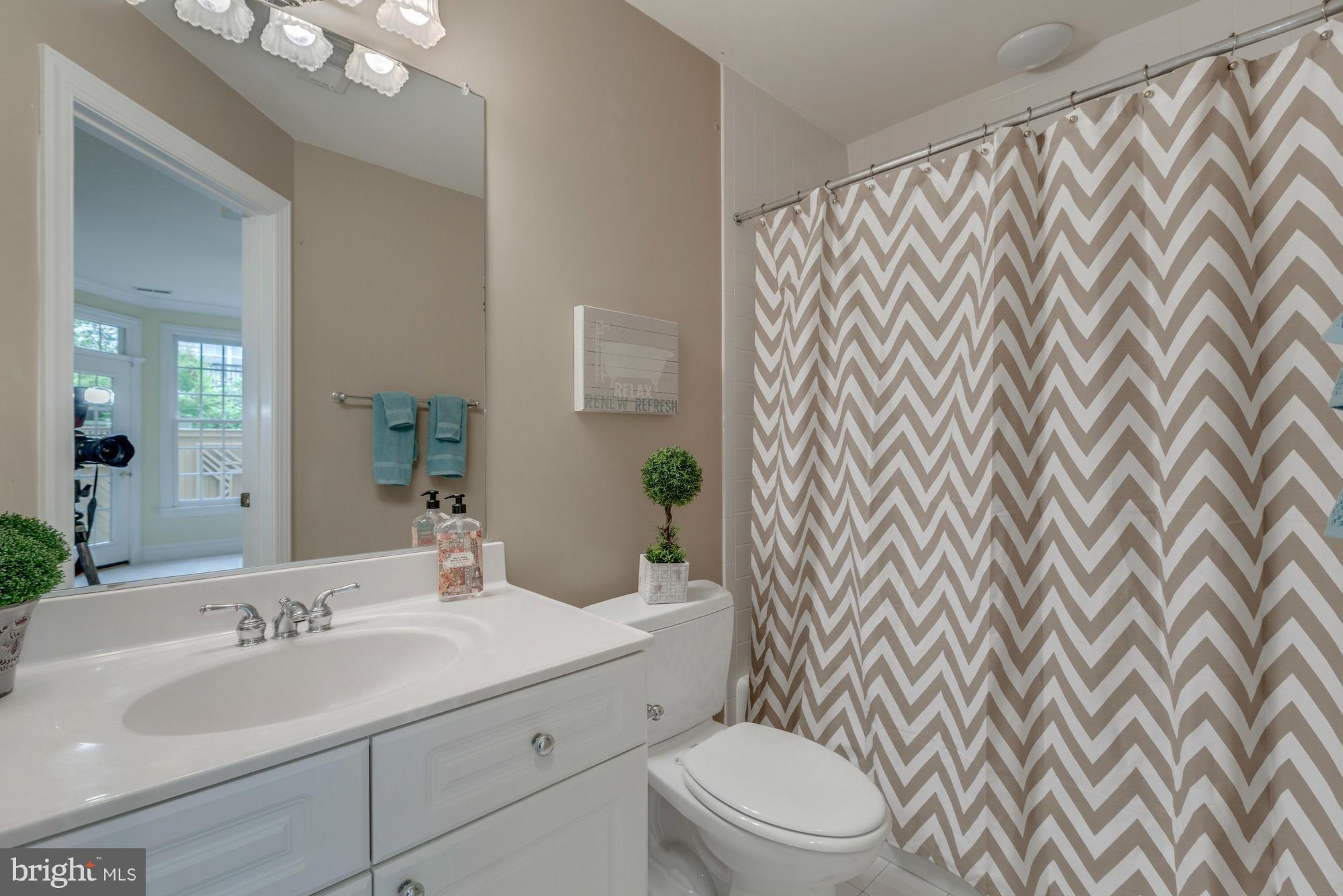 CAMERON STATION - Residential