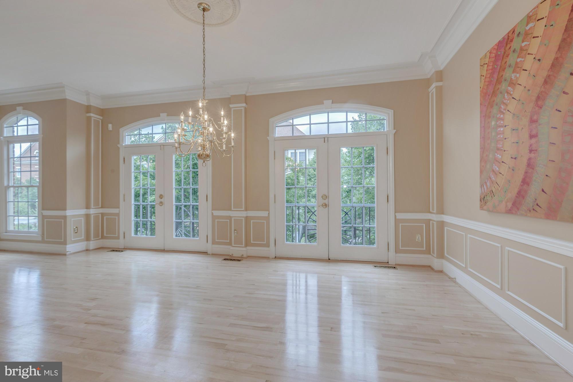 CAMERON STATION - Residential