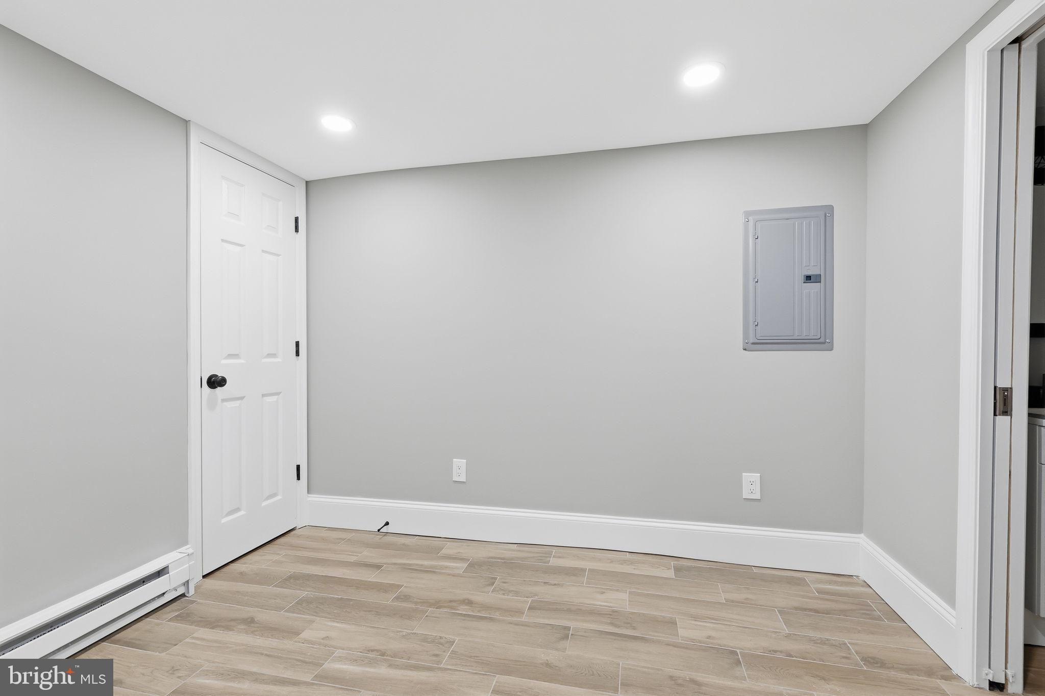 MAYFAIR - Residential