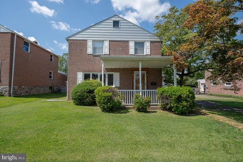 Homes For Sale - 410 W Grays Avenue<br/> Delaware County, GLENOLDEN, PA 19036