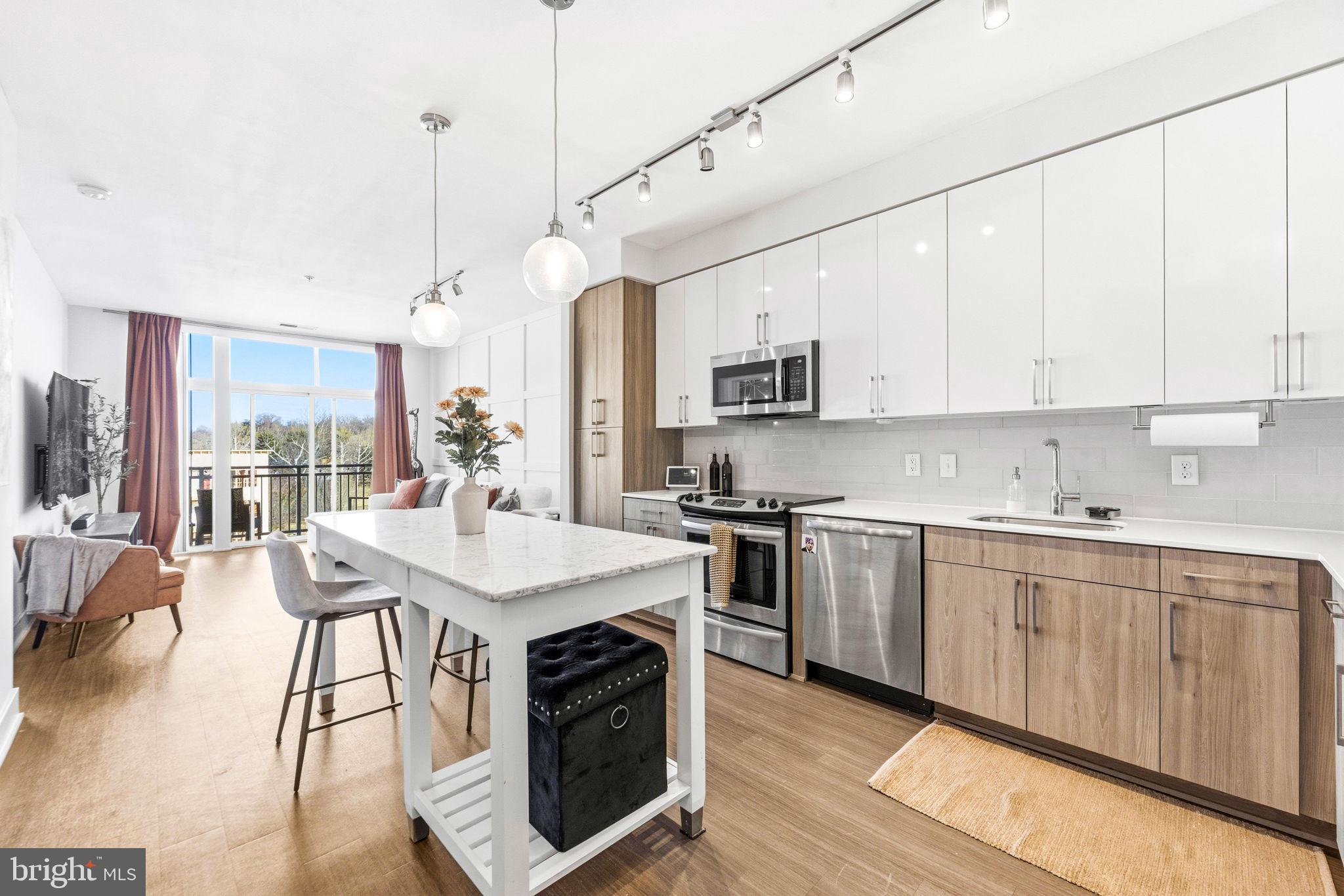 NATIONAL HARBOR - Residential