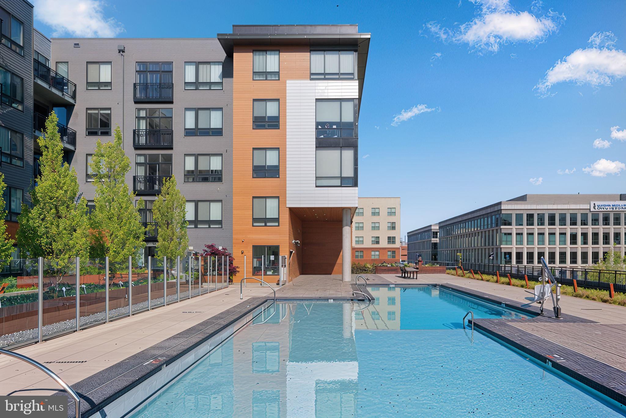 NATIONAL HARBOR - Residential