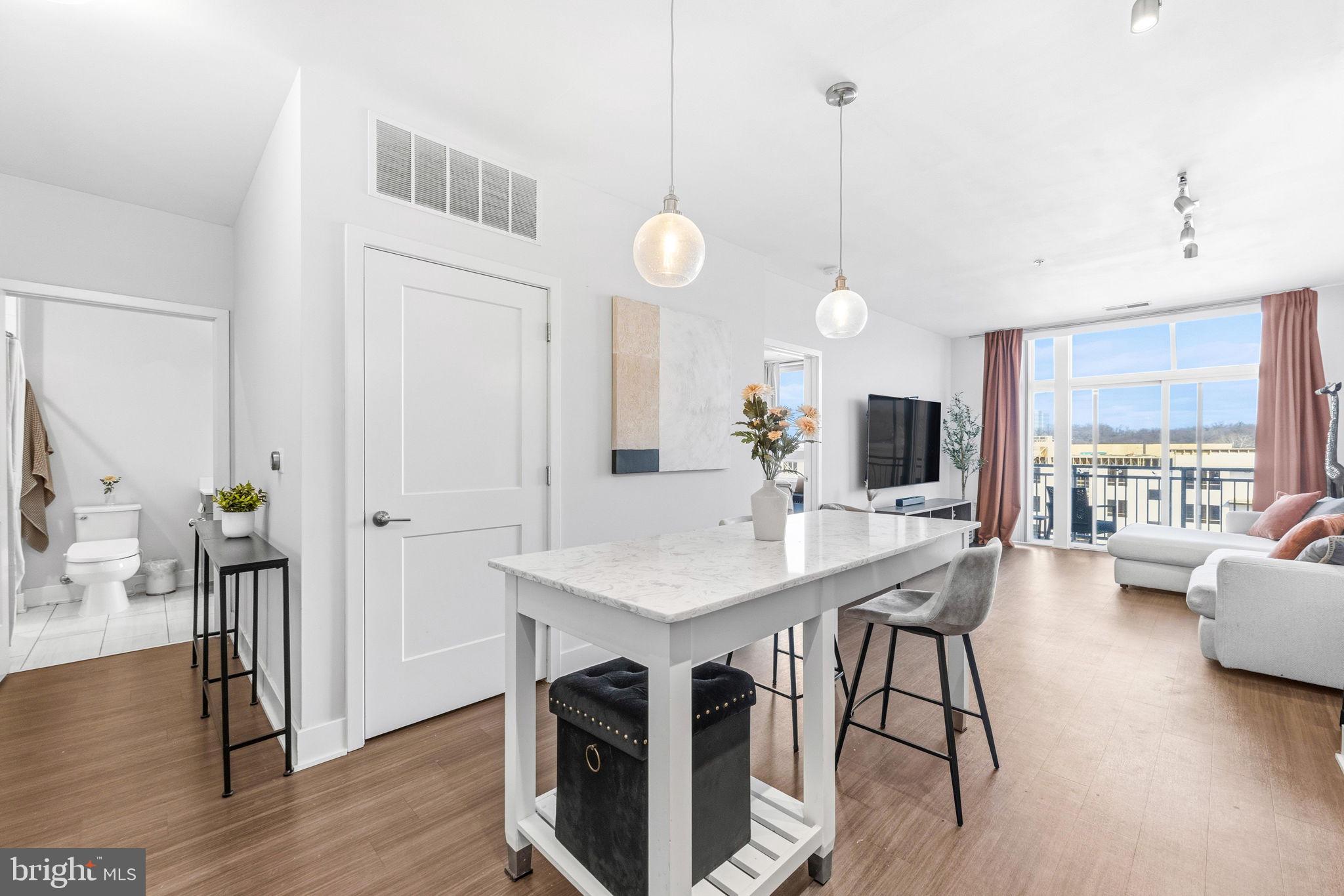 NATIONAL HARBOR - Residential